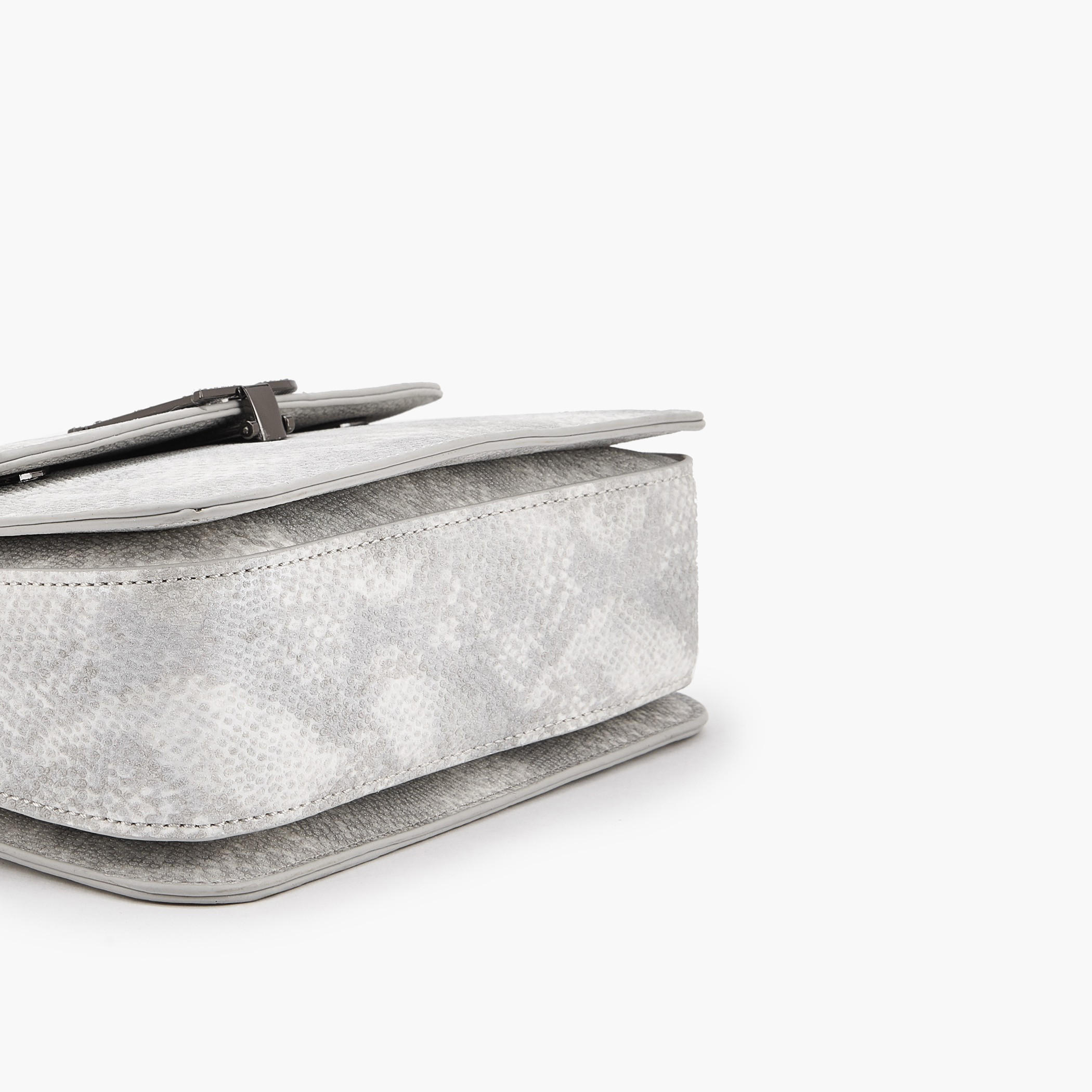 Flora Bella Textured Crossbody Bag with Chain Strap-women-bagsandwallets-handbags-image-6