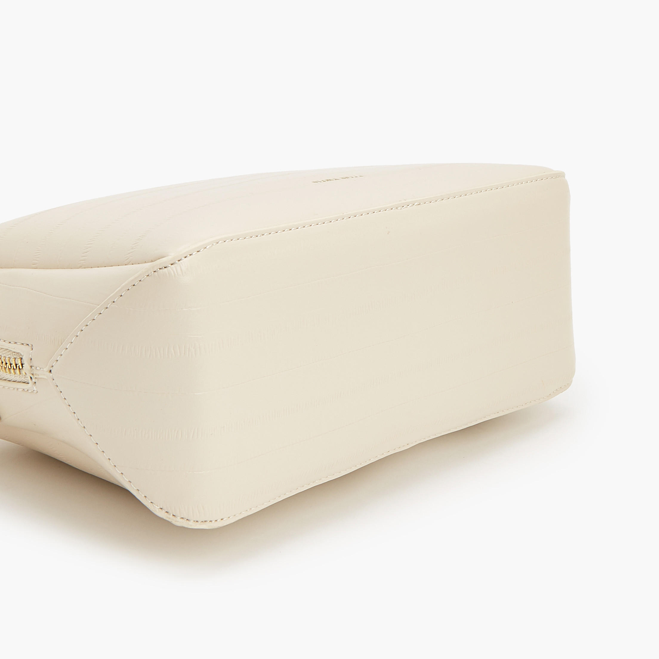 Flora Bella Textured Crossbody Bag with Chain Strap-women-bagsandwallets-handbags-image-6