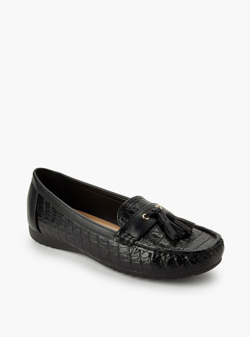حذاء موكاسين بزينة شرّابة للنساء من فلورا بيلا-women-shoes-flats-moccasins-image-2