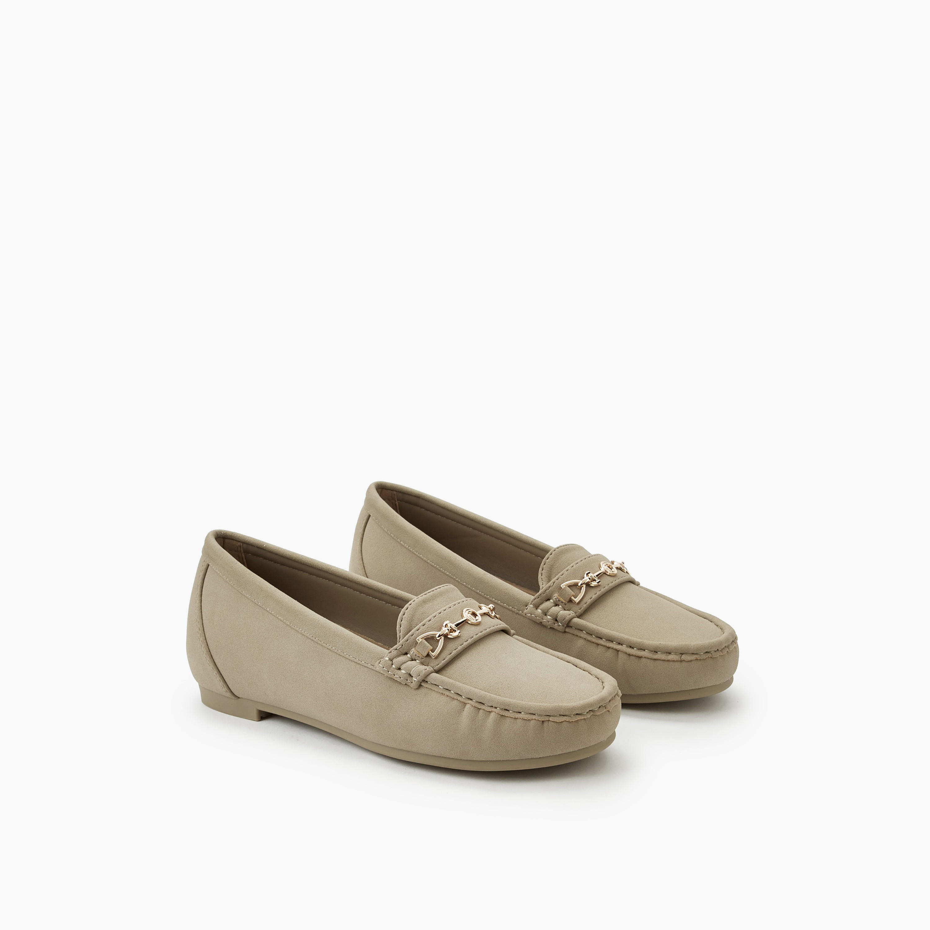 حذاء لوفر بزينة معدن للنساء من لو كونفورت-women-shoes-sandals-heeled-image-1