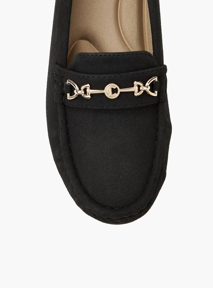 Le Confort Women Metal Accent Loafers-women-shoes-sandals-heeled-image-5