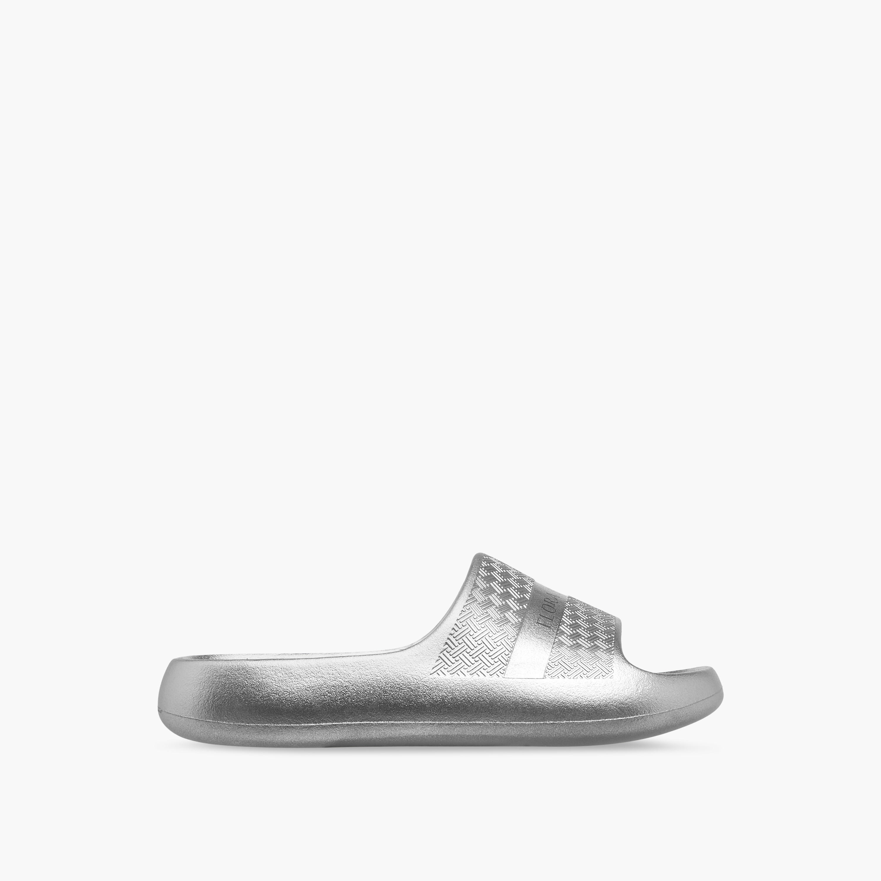 شبشب بطبعات شعار للنساء من فلورا بيلا-women-shoes-flipflopsandslides-image-2