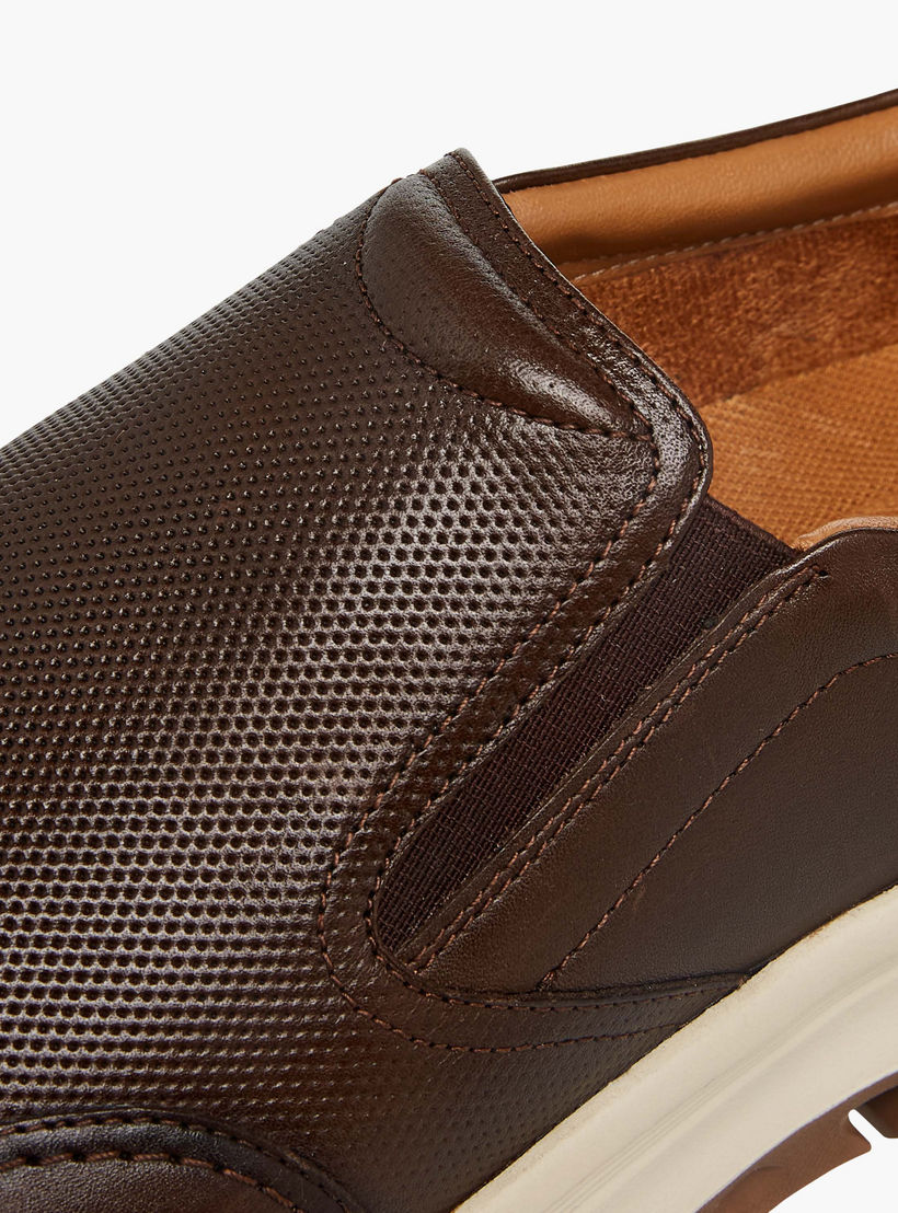 Duchini Men Textured Slip-On Leather Loafers-men-shoes-loafersandmoccasins-image-4