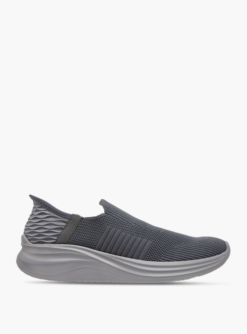 حذاء سنيكرز سهل الارتداء وبارز الملمس من أل بي أل من شو إكسبريس-men-shoes-sneakers-image-3