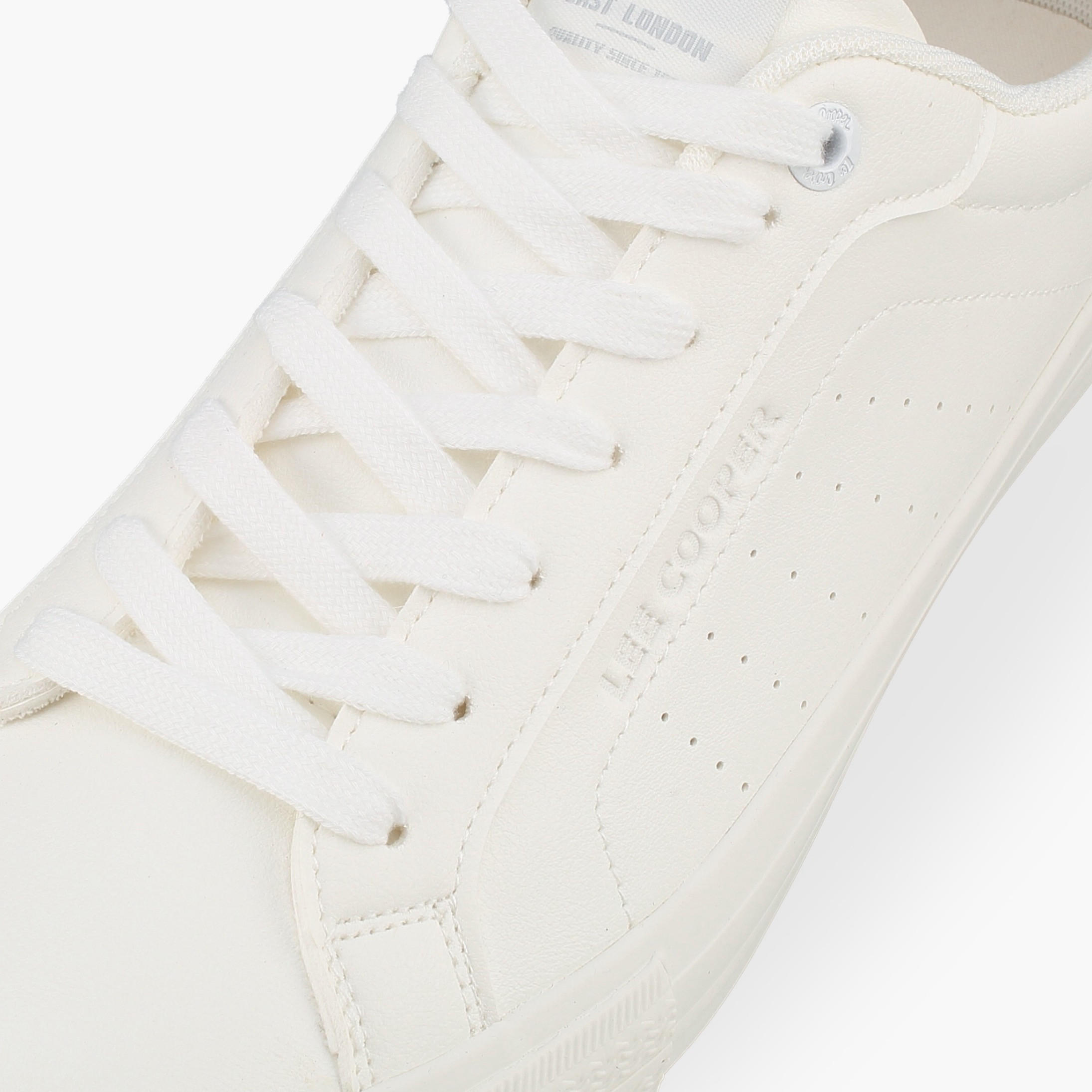 حذاء سنيكرز بطول الكاحل ورباط إغلاق للرجال من لي كوبر-men-shoes-sneakers-image-4