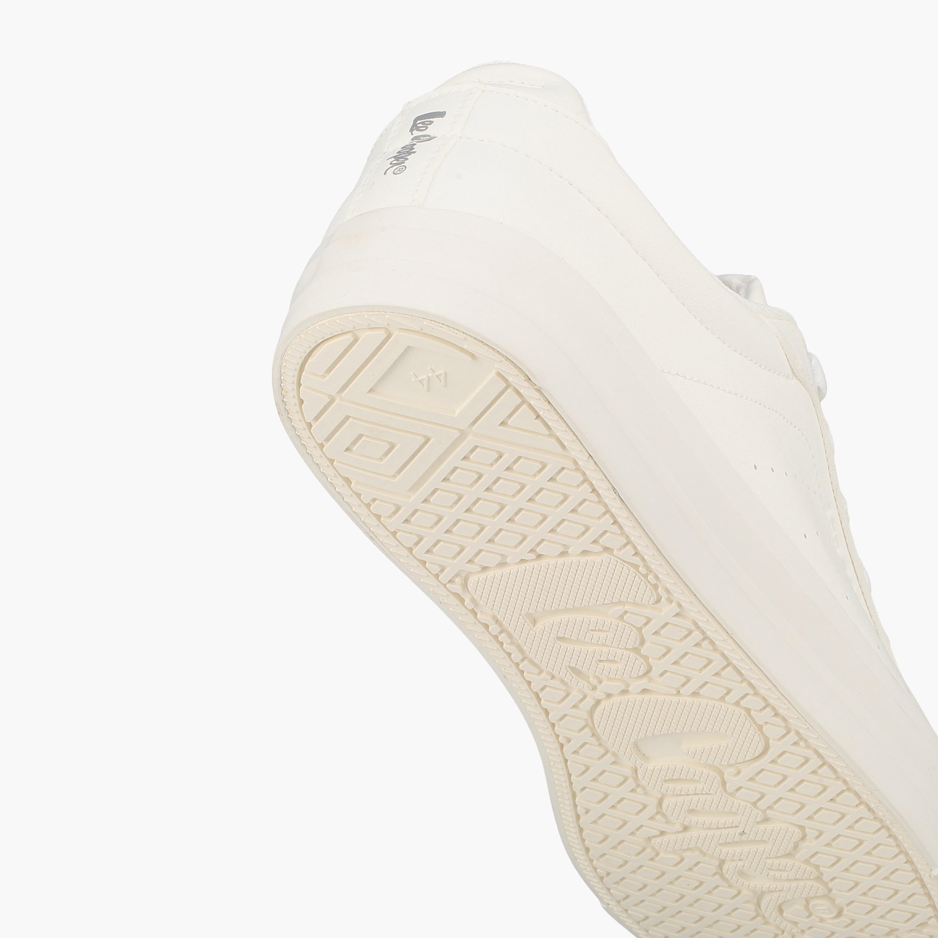 حذاء سنيكرز بطول الكاحل ورباط إغلاق للرجال من لي كوبر-men-shoes-sneakers-image-5