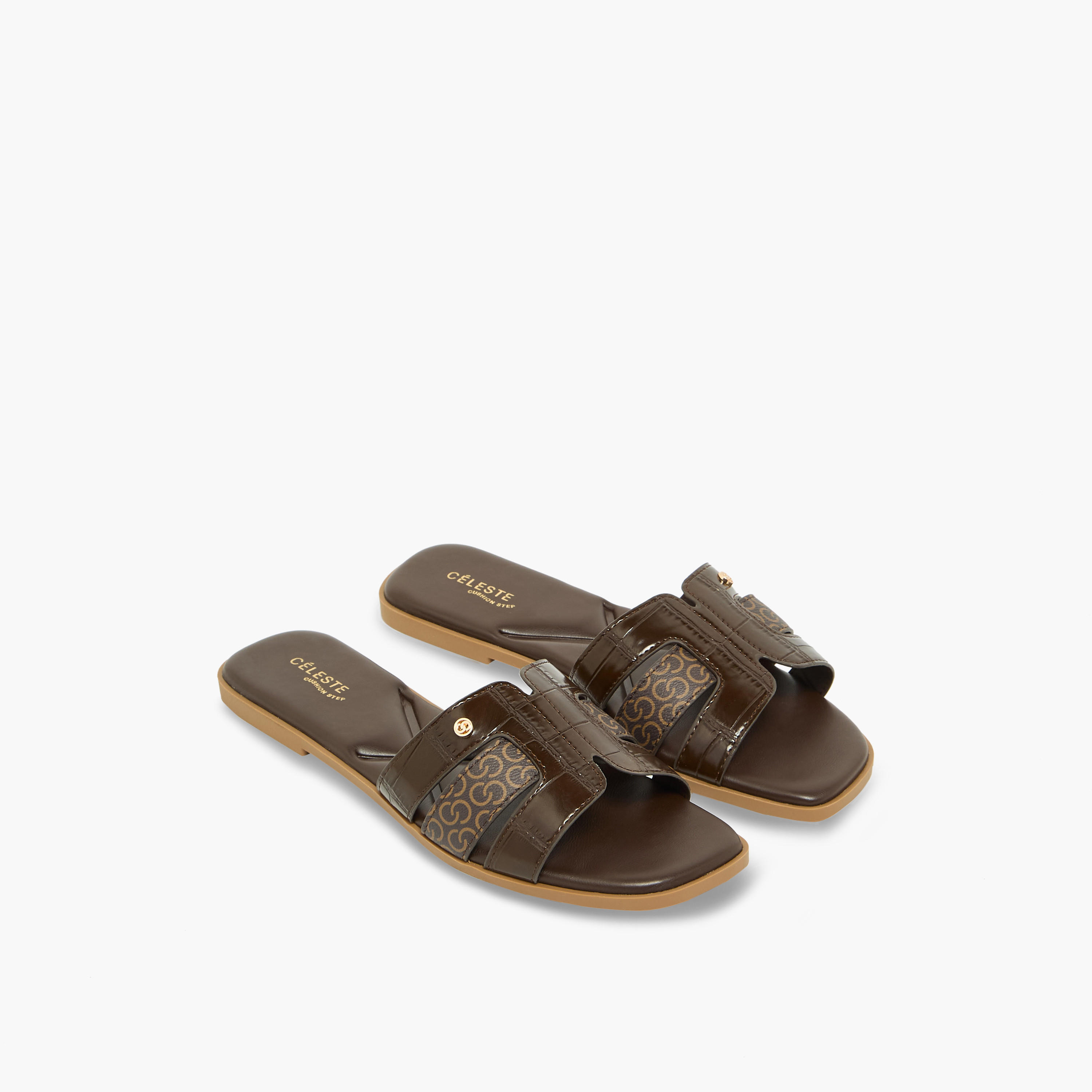 صندل نسائي بطبعة المونوغرام من سيليست-women-shoes-sandals-flats-image-1