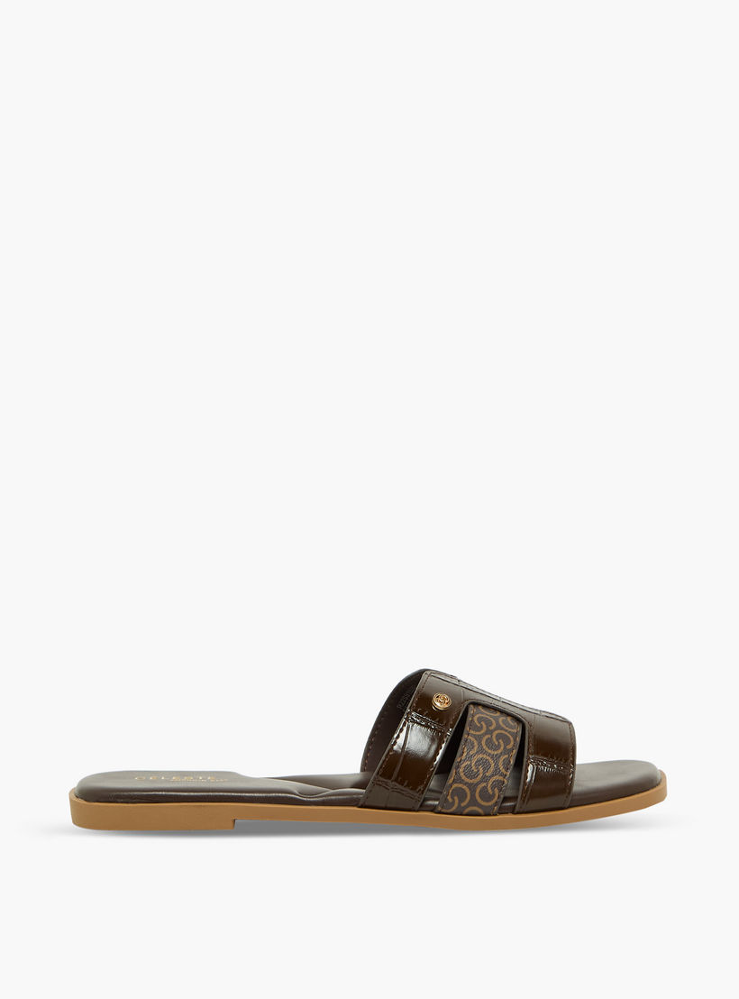 صندل نسائي بطبعة المونوغرام من سيليست-women-shoes-sandals-flats-image-3