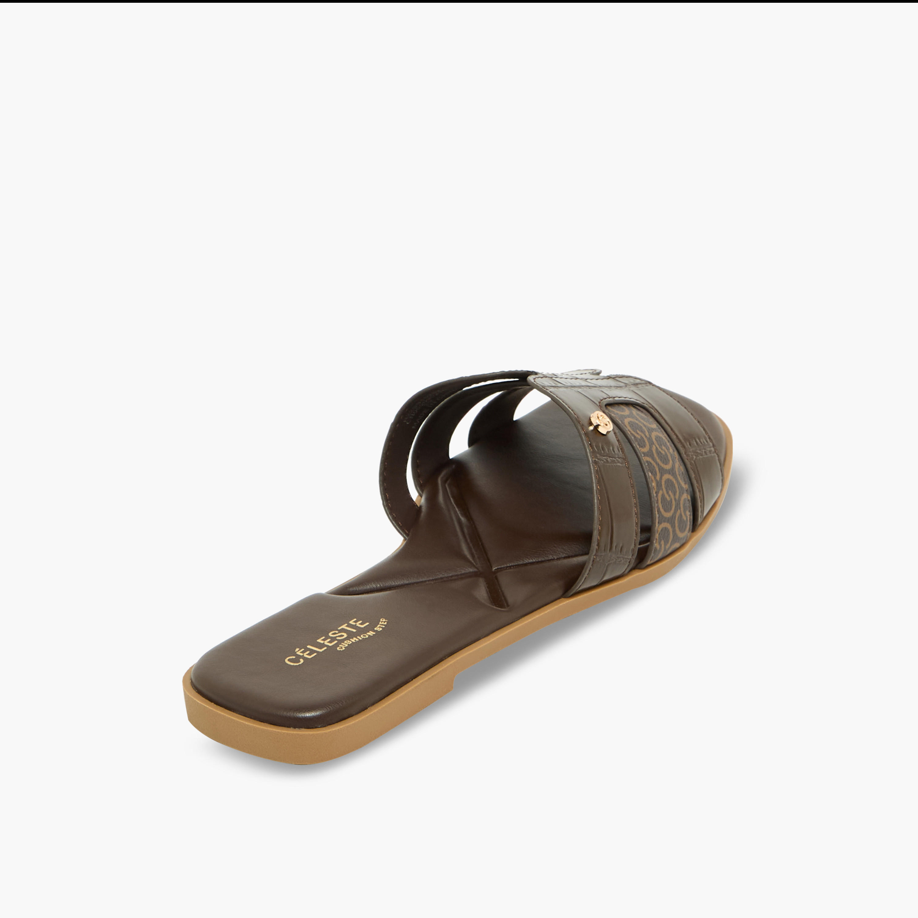 صندل نسائي بطبعة المونوغرام من سيليست-women-shoes-sandals-flats-image-6