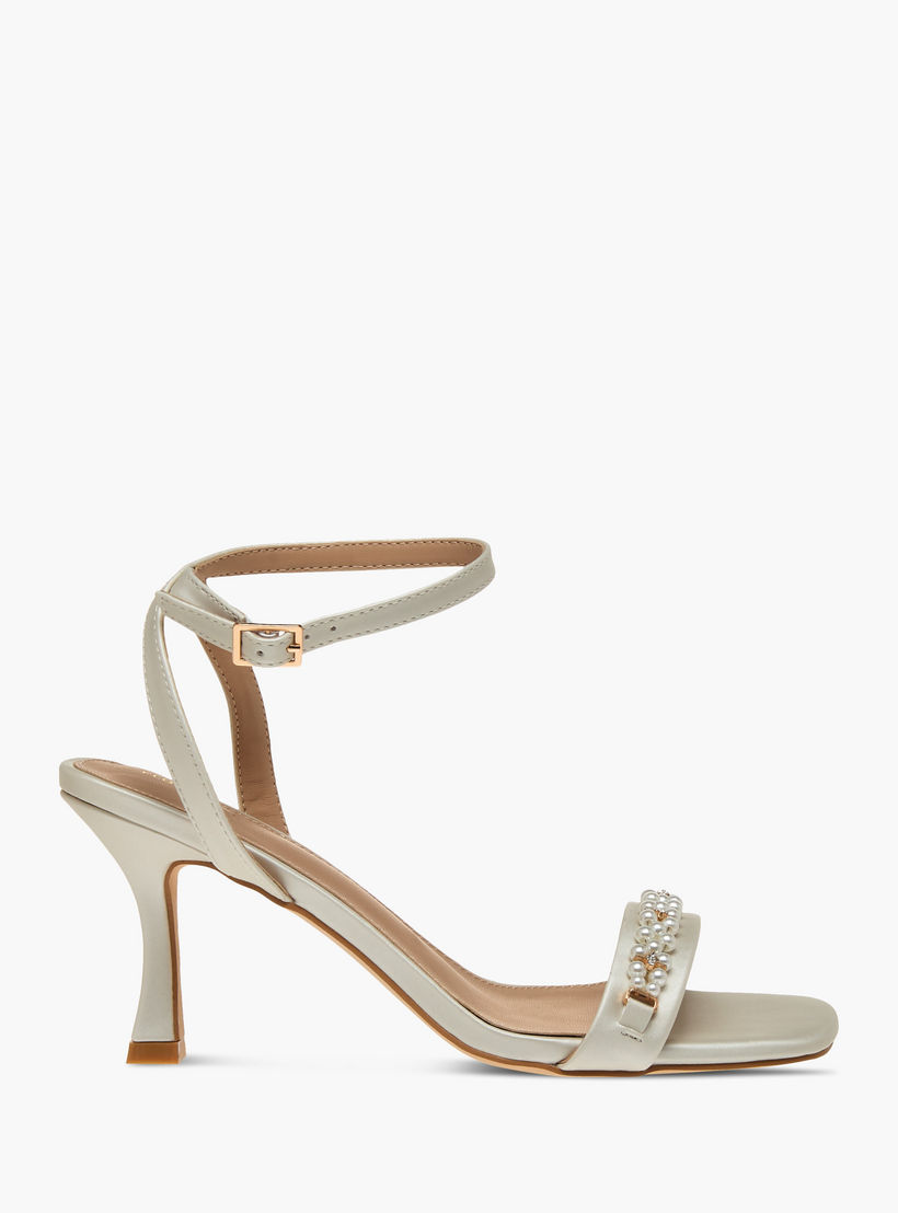 صندل ستيليتو سهل الارتداء بزينة لؤلؤ وإبزيم إغلاق من فلورا بيلا-women-shoes-sandals-heeled-image-3