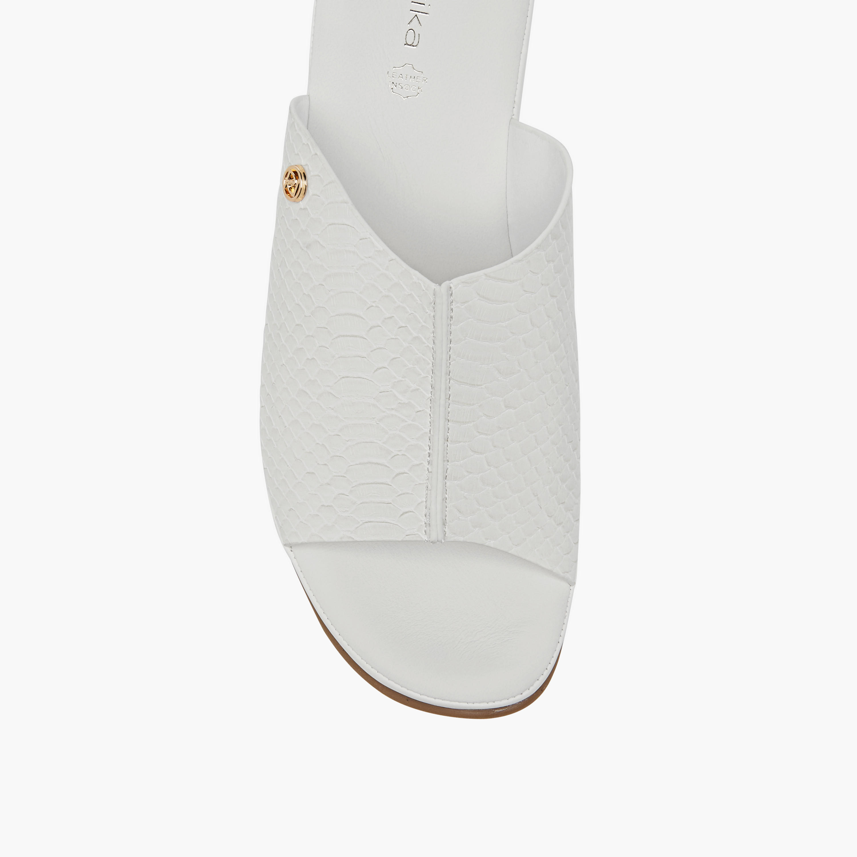 صندل مريح سهل الارتداء بارز الملمس بكعب ويدج من بابريكا-women-shoes-sandals-heeled-image-4