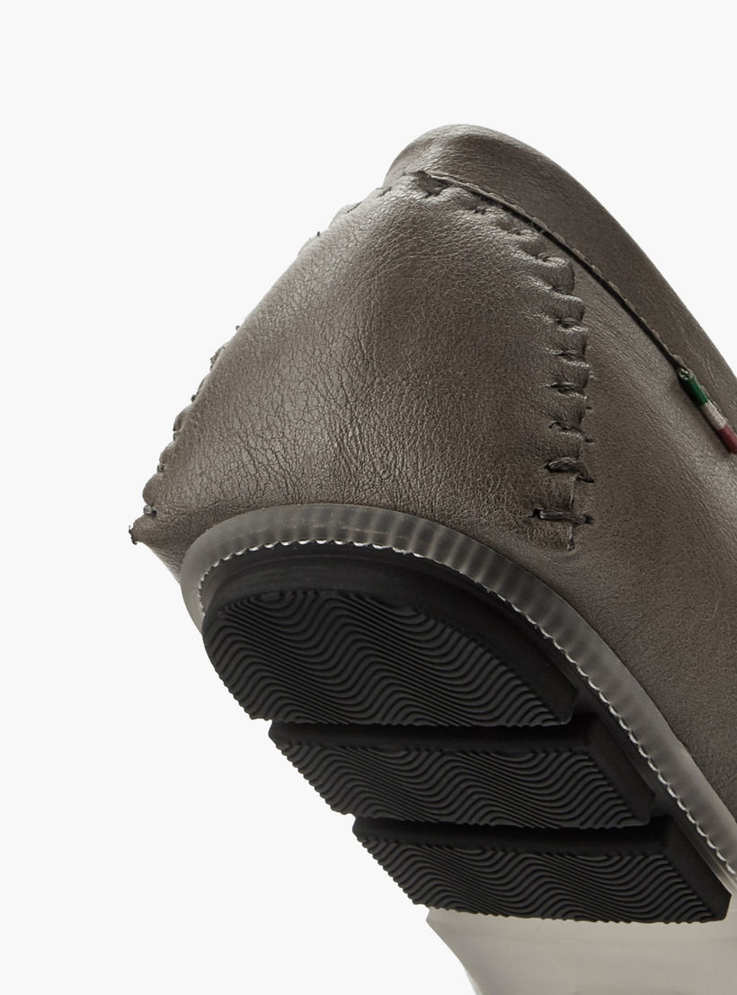 حذاء موكاسين سهل الارتداء للرجال من رينزو روغاني-men-shoes-loafersandmoccasins-image-5