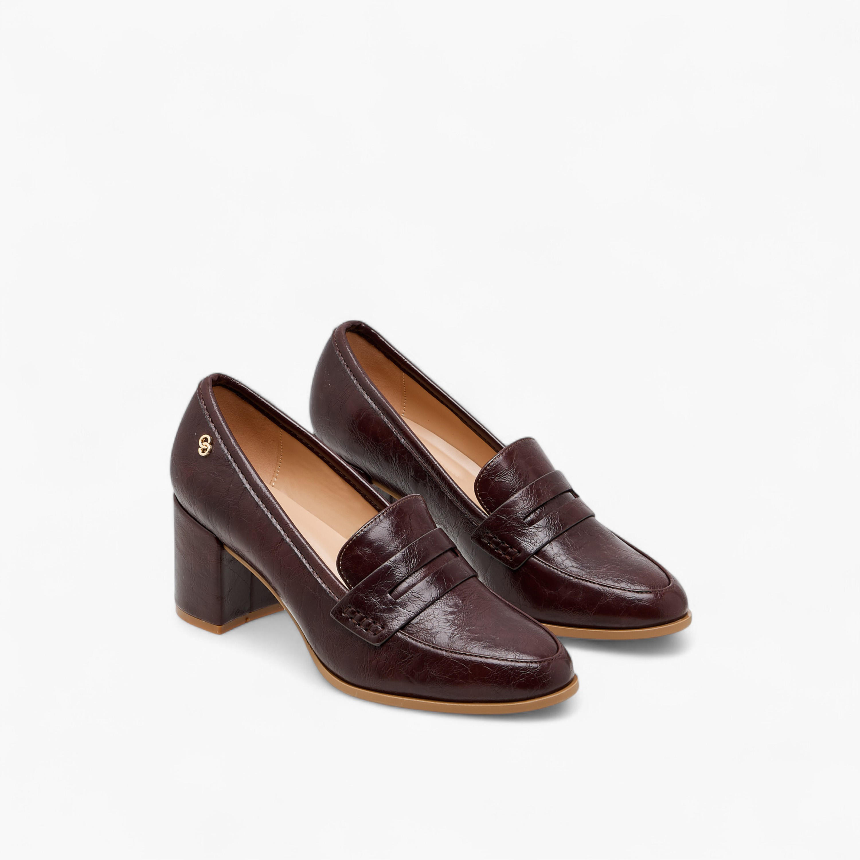 حذاء لوفر سهل الارتداء وبارز الملمس بكعب عريض للنساء من سيليست-women-shoes-heels-image-1