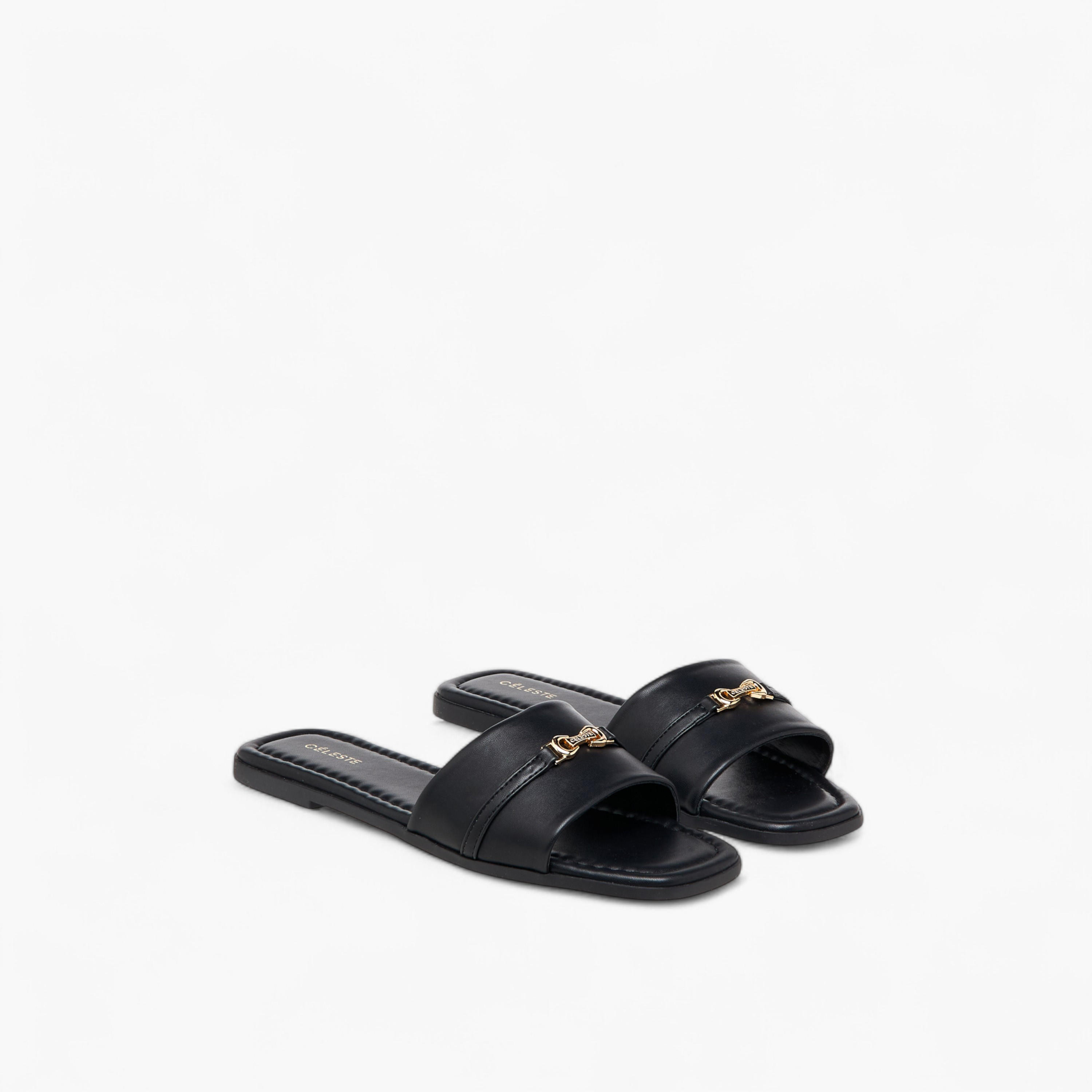 صندل سهل الارتداء بتفصيل إبزيم للنساء من سيليست-women-shoes-flats-sandals-image-1