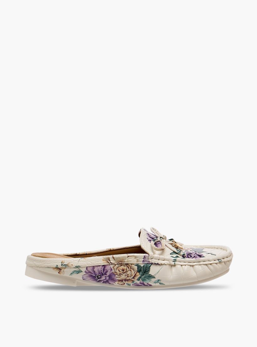 حذاء ميول سهل الارتداء بتفاصيل فيونكة من لو كونفورت-women-shoes-flats-mules-image-3