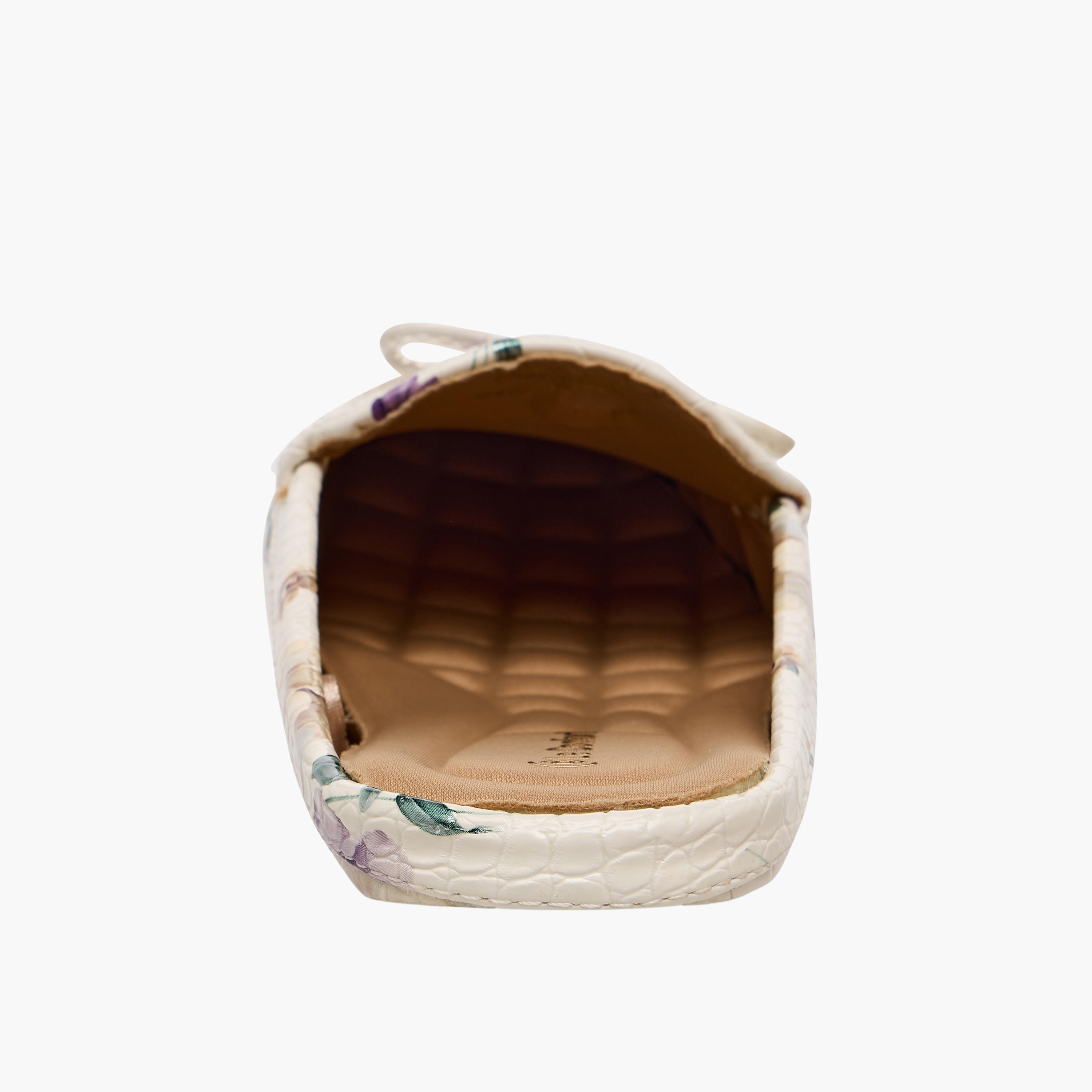 حذاء ميول سهل الارتداء بتفاصيل فيونكة من لو كونفورت-women-shoes-flats-mules-image-5