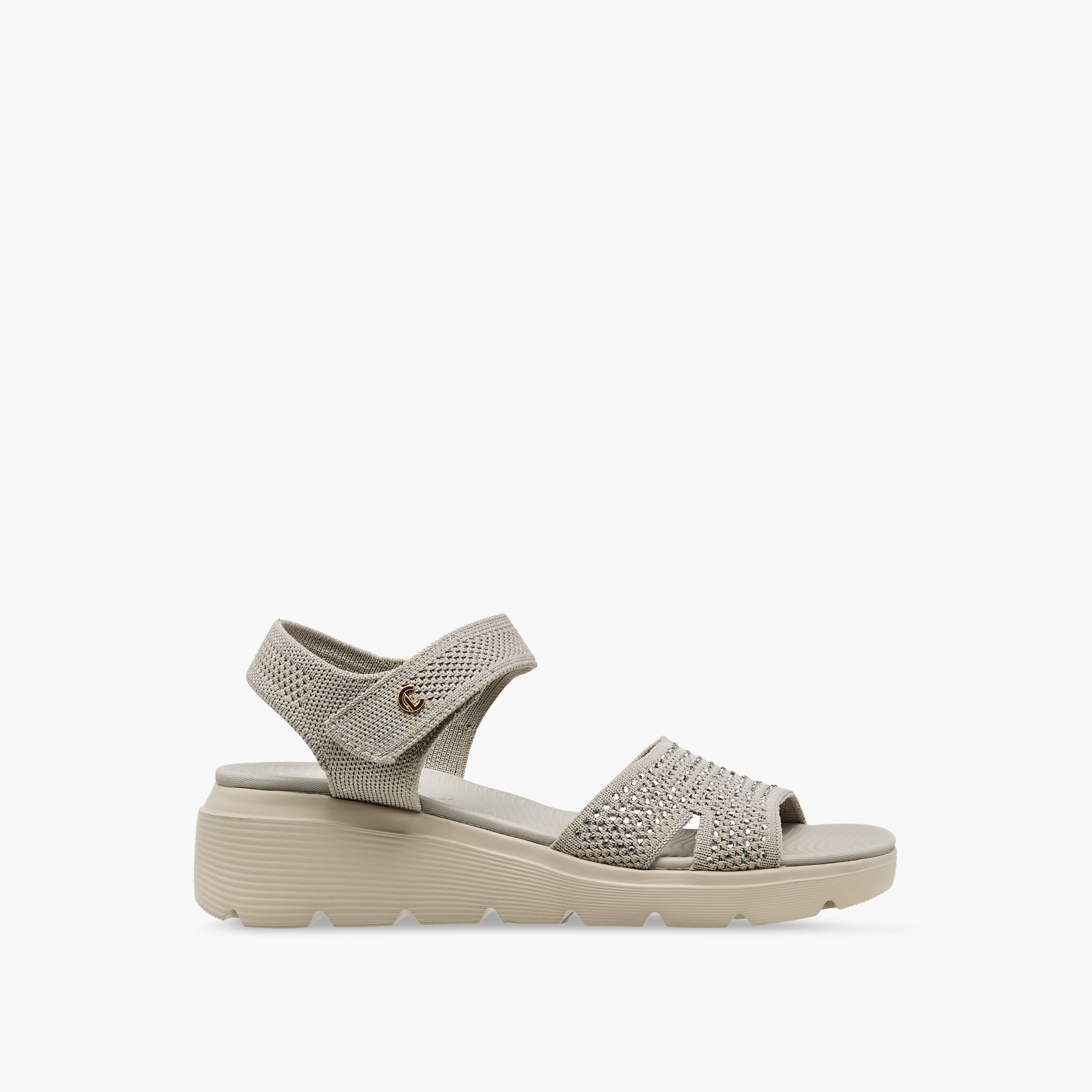 صندل مزين بكعب فلاتفورم للنساء من لي كونفورت-women-shoes-sandals-heeled-image-3