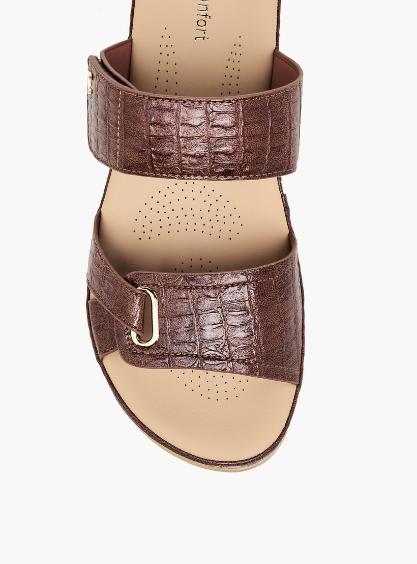 Le Confort Women Textured Comfort Sandals-women-shoes-flats-sandals-image-3
