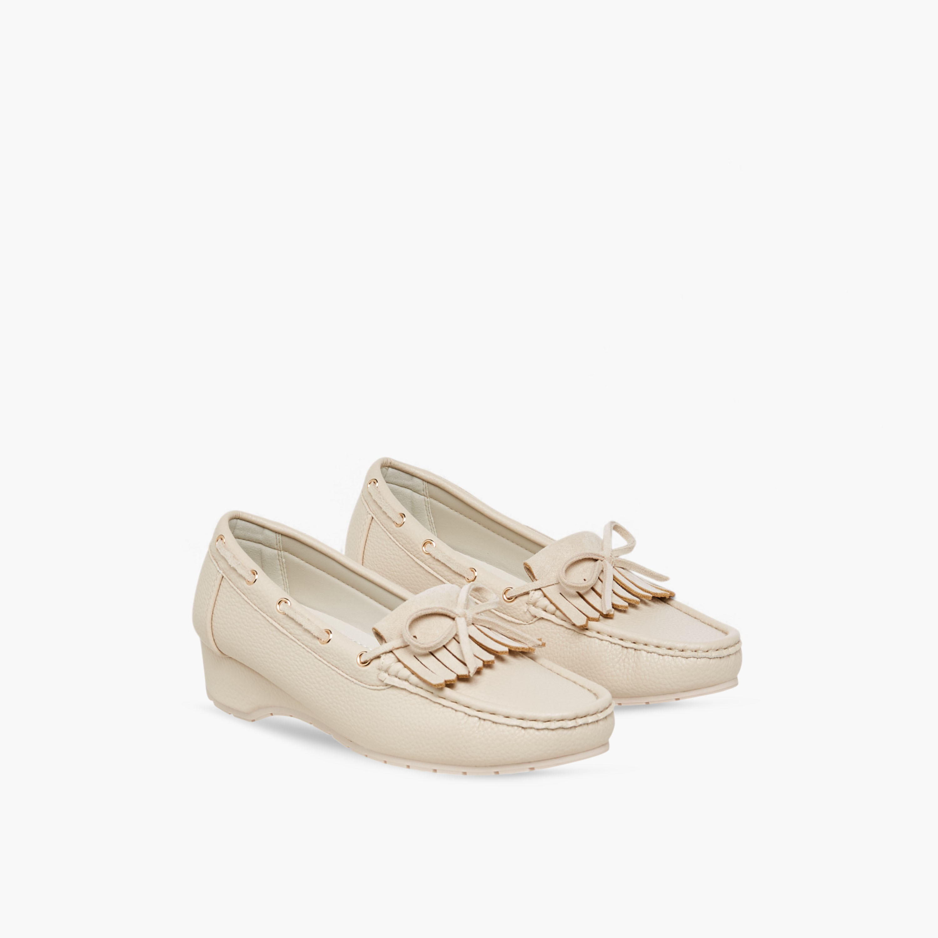 حذاء خفيف بكعب عريض وزينة شراشيب من بابريكا-women-shoes-loafersandmoccasins-image-1