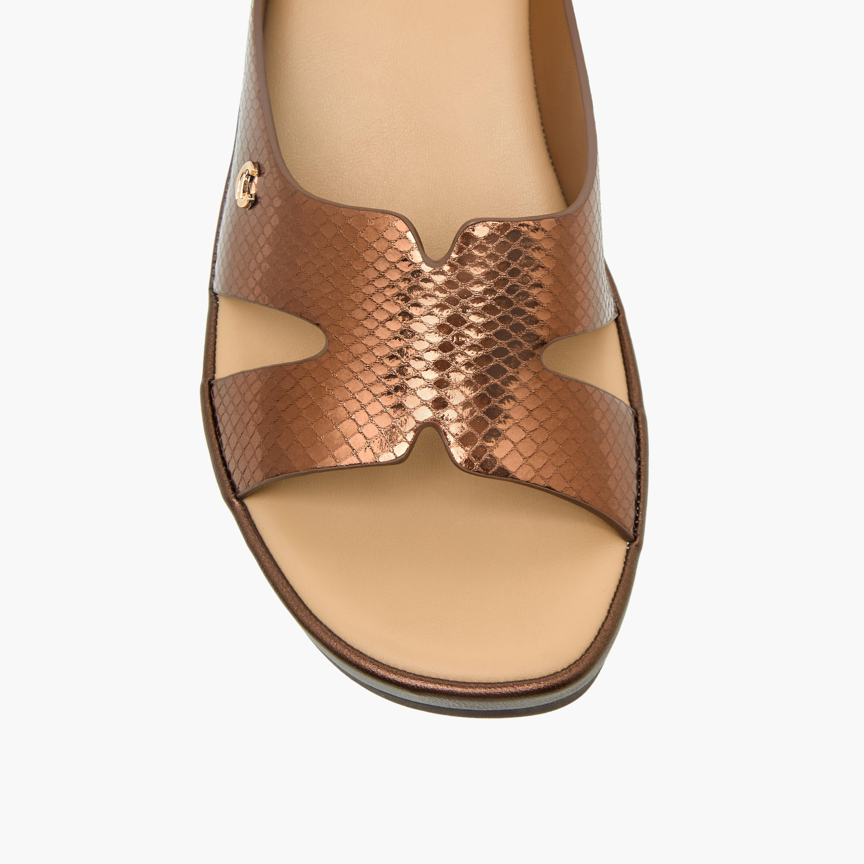 صندل بكعب عريض وأحزمة متقاطعة للنساء من لو كونفور-women-shoes-sandals-heeled-image-4