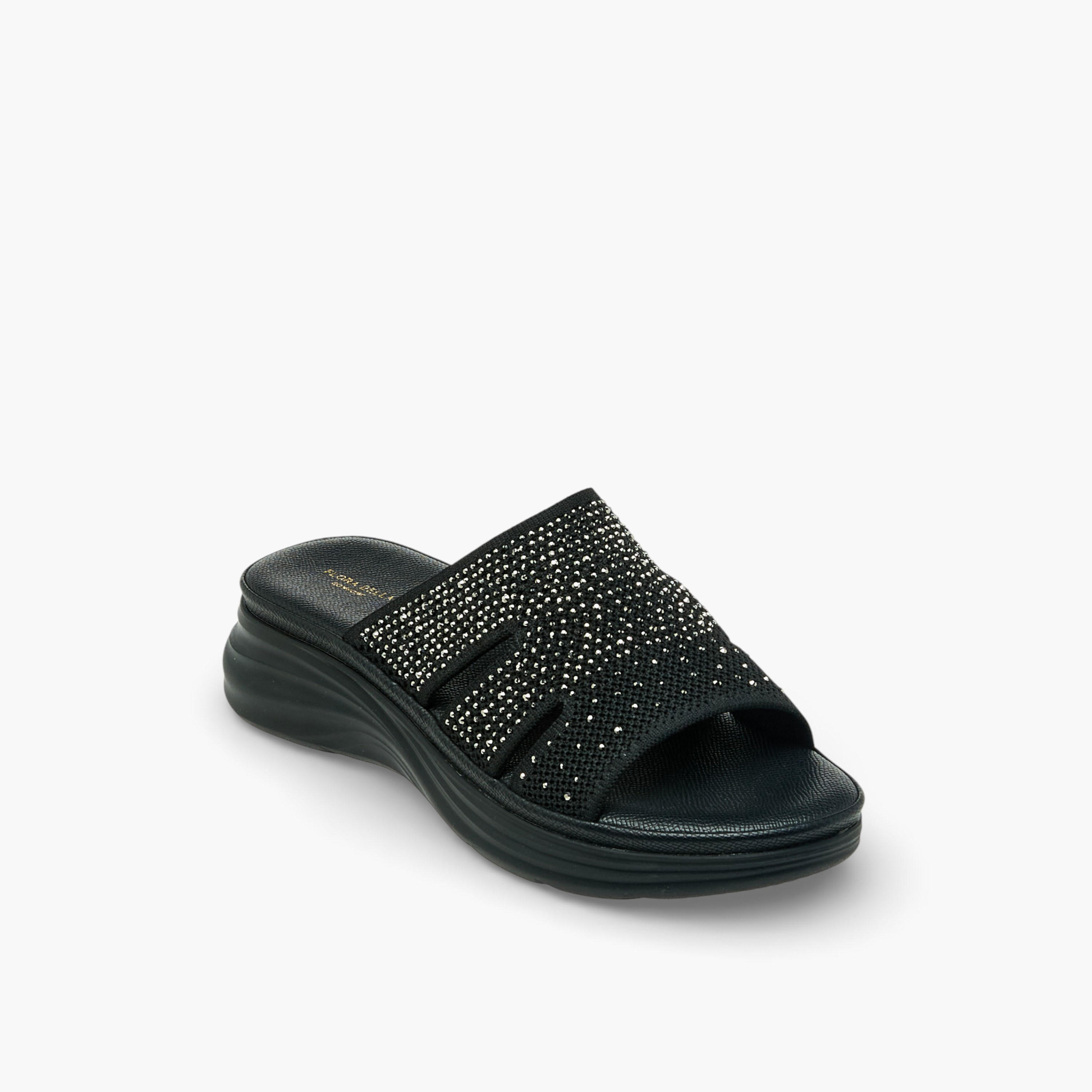 صندل مزين سهل الارتداء للنساء من فلورا بيلا-women-shoes-flats-sandals-image-2