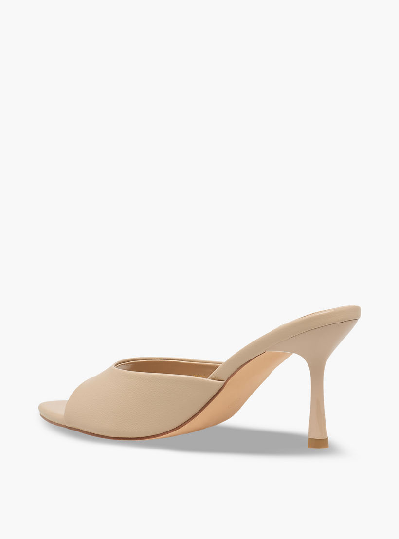 صندل سهل الارتداء بكعب رفيع وتصميم عصري للنساء من فلورا بيلا-women-shoes-sandals-heeled-image-5