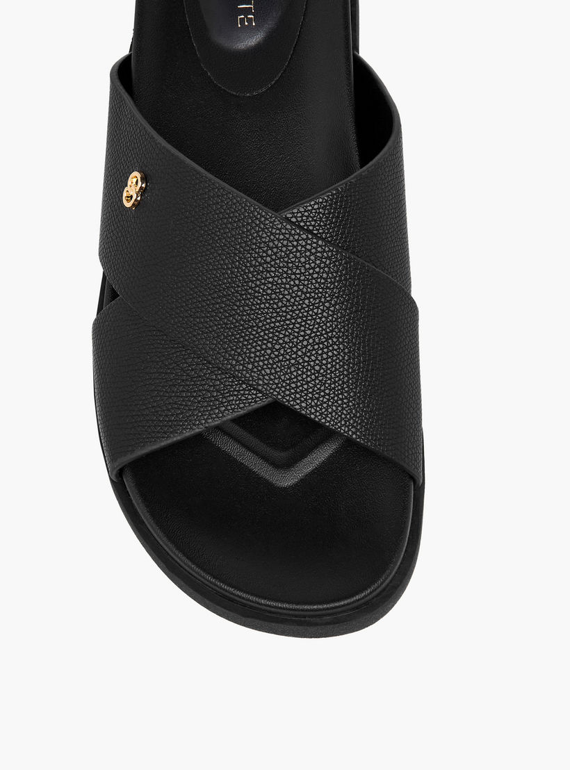 صندل سهل الارتداء بحزام متقاطع للنساء من سيليست-women-shoes-flats-sandals-image-4