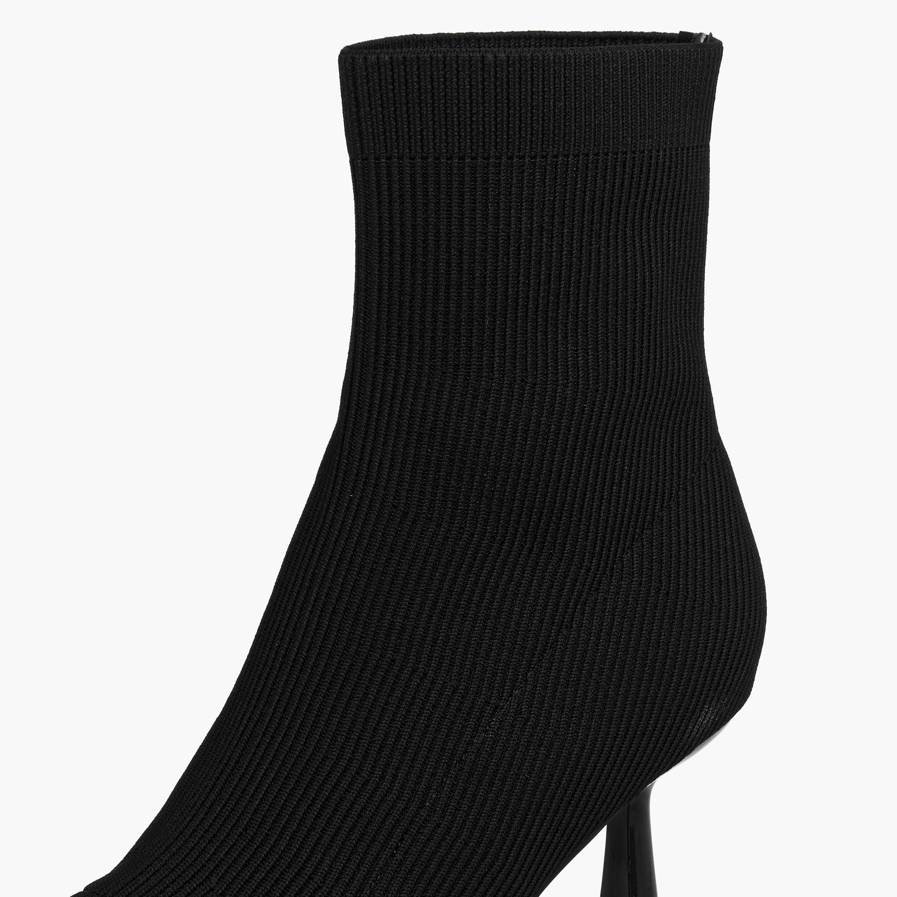 بوت كاحل سهل الارتداء بكعب ستيليتو للنساء من سيليست-women-shoes-boots-image-4
