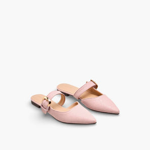 حذاء بزهور بارزة الملمس ومقدمة مدببة للنساء من فلورا بيلا-women-shoes-flats-image-1