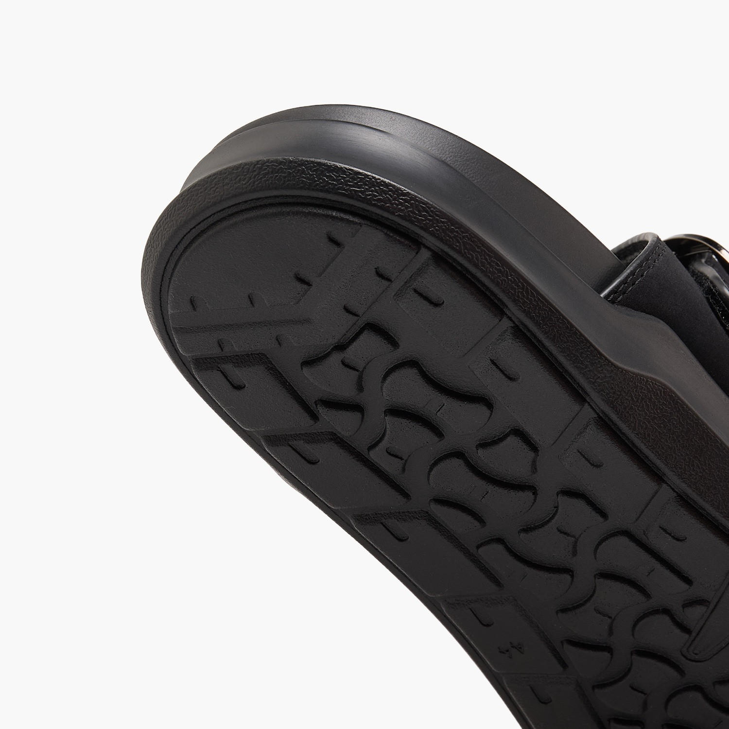 صندل سهل الارتداء بتفاصيل إبزيم للرجال من لو كونفورت-men-shoes-sandals-image-6