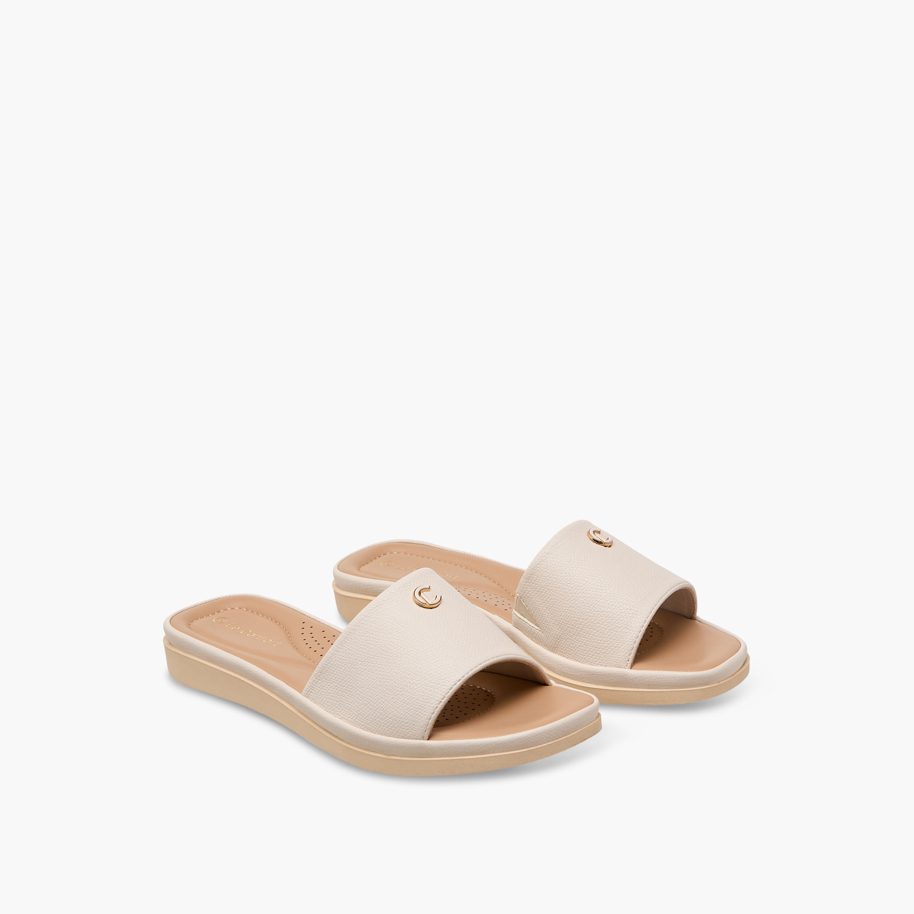 صندل مريح بارز الملمس للنساء من لو كونفورت-women-shoes-flats-sandals-image-1