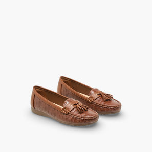 حذاء لوفر بشرابة للنساء من لو كونفورت-women-shoes-flats-image-1