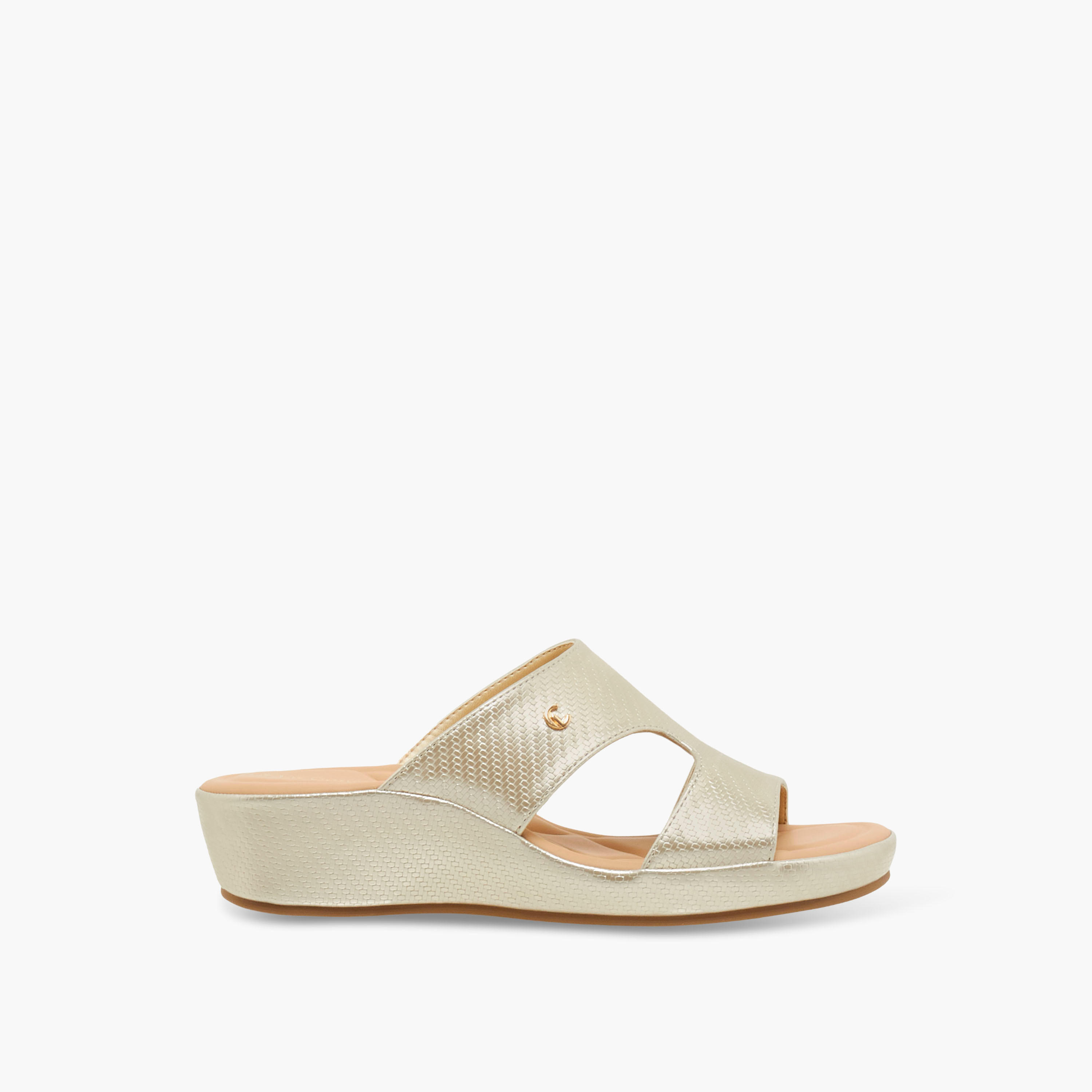 Le Confort Women Wedge Heel Sandals-women-shoes-sandals-heeled-image-3