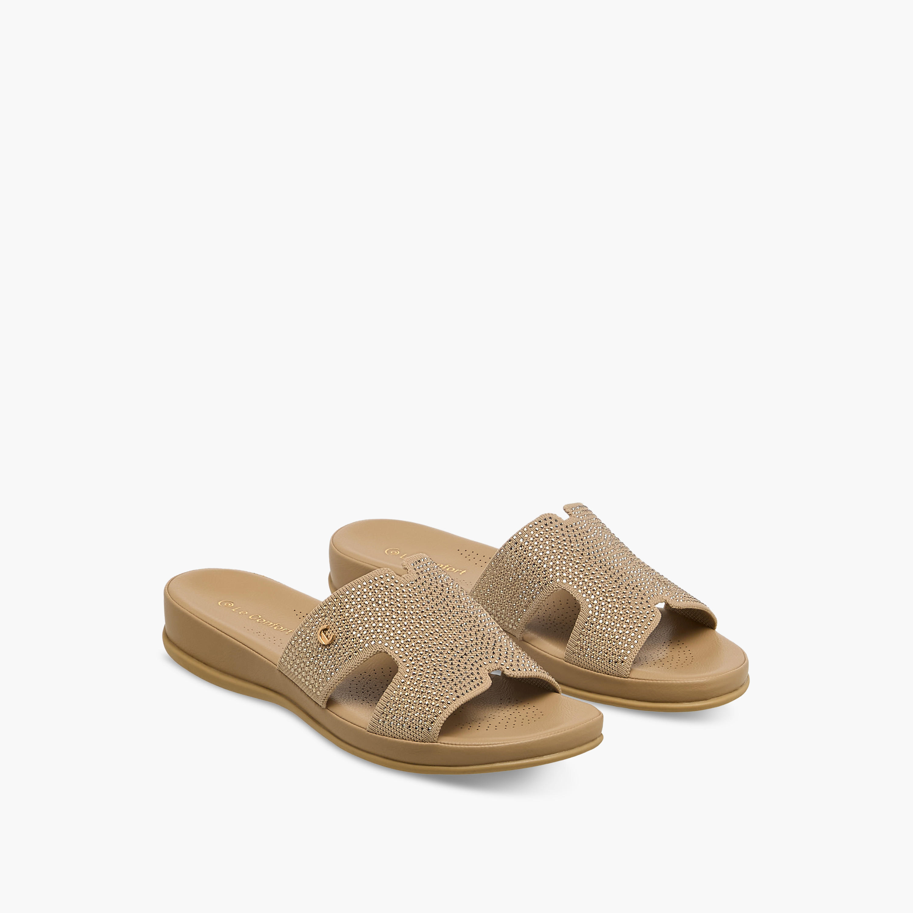 صندل سهل الارتداء بتزيينات للنساء من لو كونفورت-women-shoes-flats-sandals-image-1