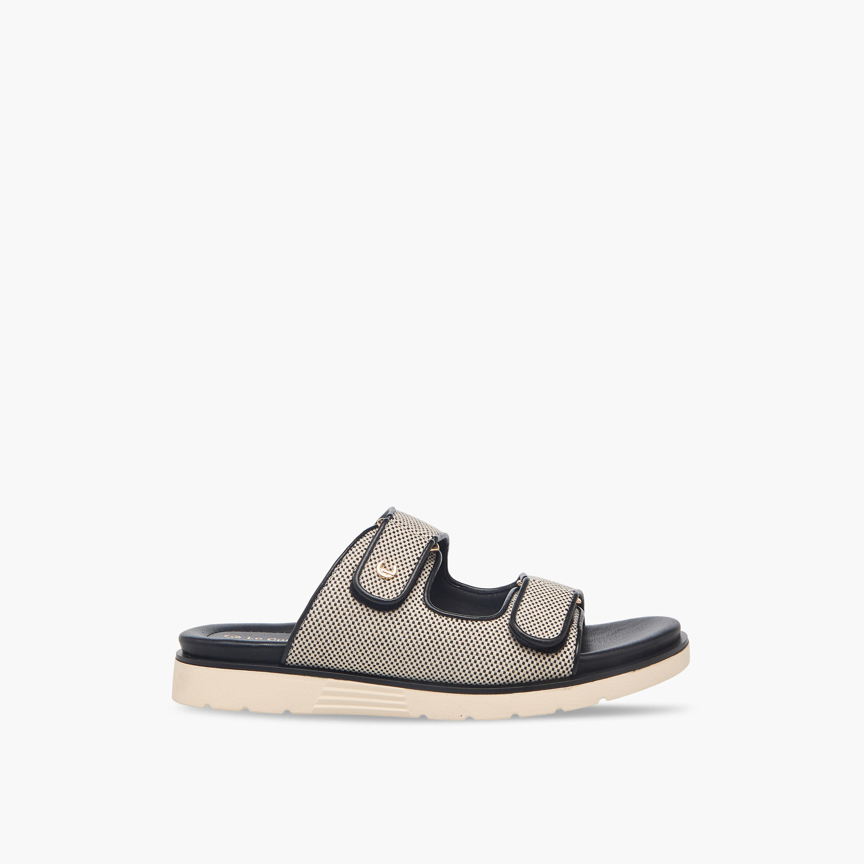 صندل مريح سهل الارتداء بملمس مموج بارز للنساء من لو كونفورت-women-shoes-flats-sandals-image-3