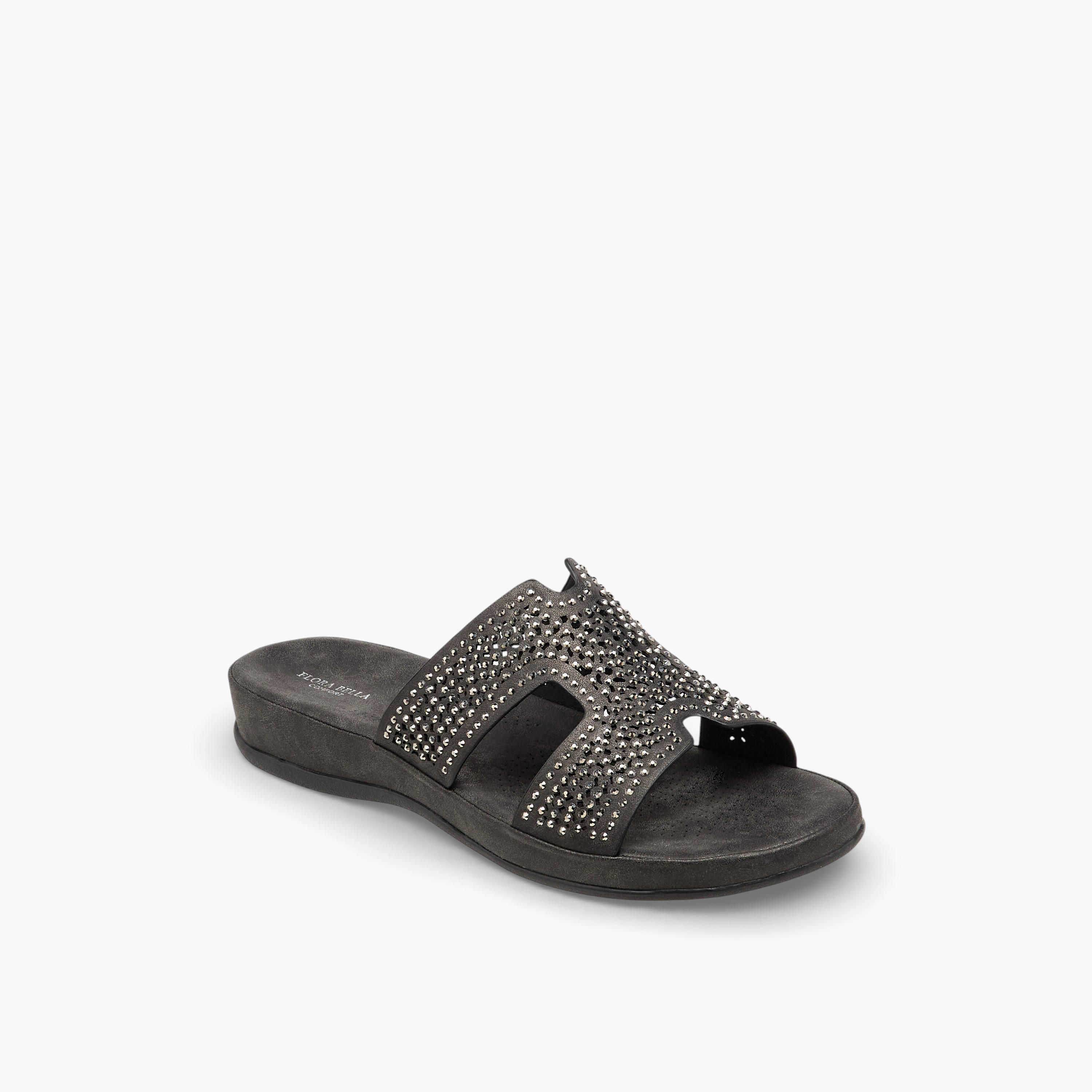 صندل سهل الارتداء مزين للنساء من فلورا بيلا-women-shoes-flats-sandals-image-2