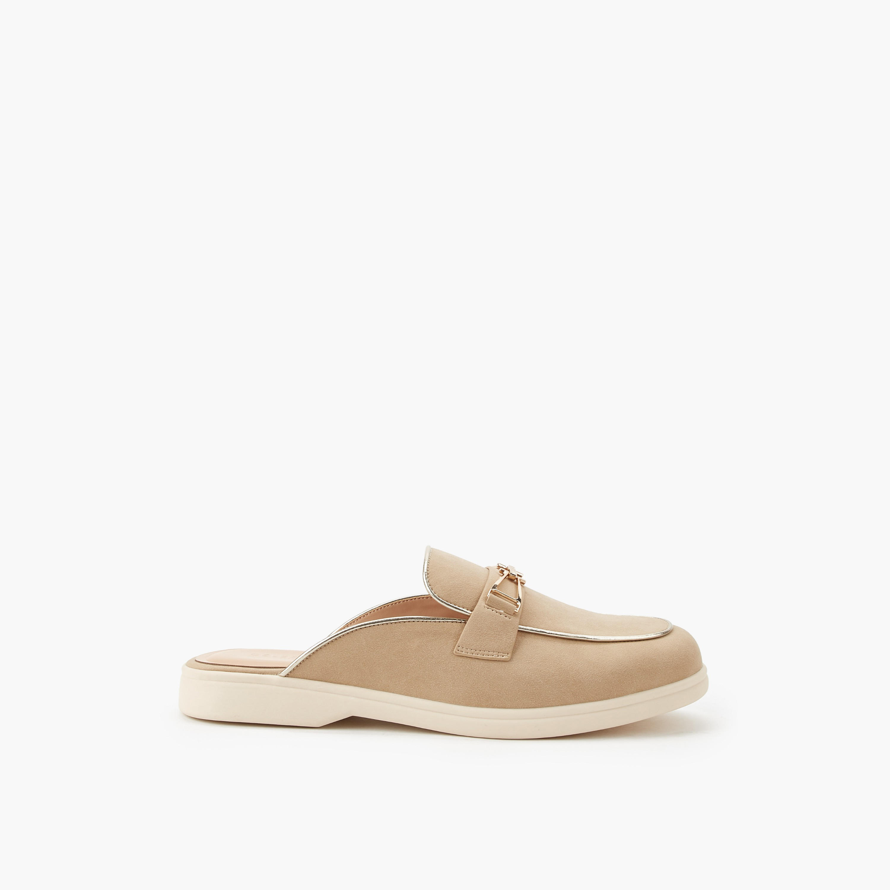 حذاء ميول سهل الارتداء بزينة ميتاليك للنساء من سيلست-women-shoes-flats-mules-image-3
