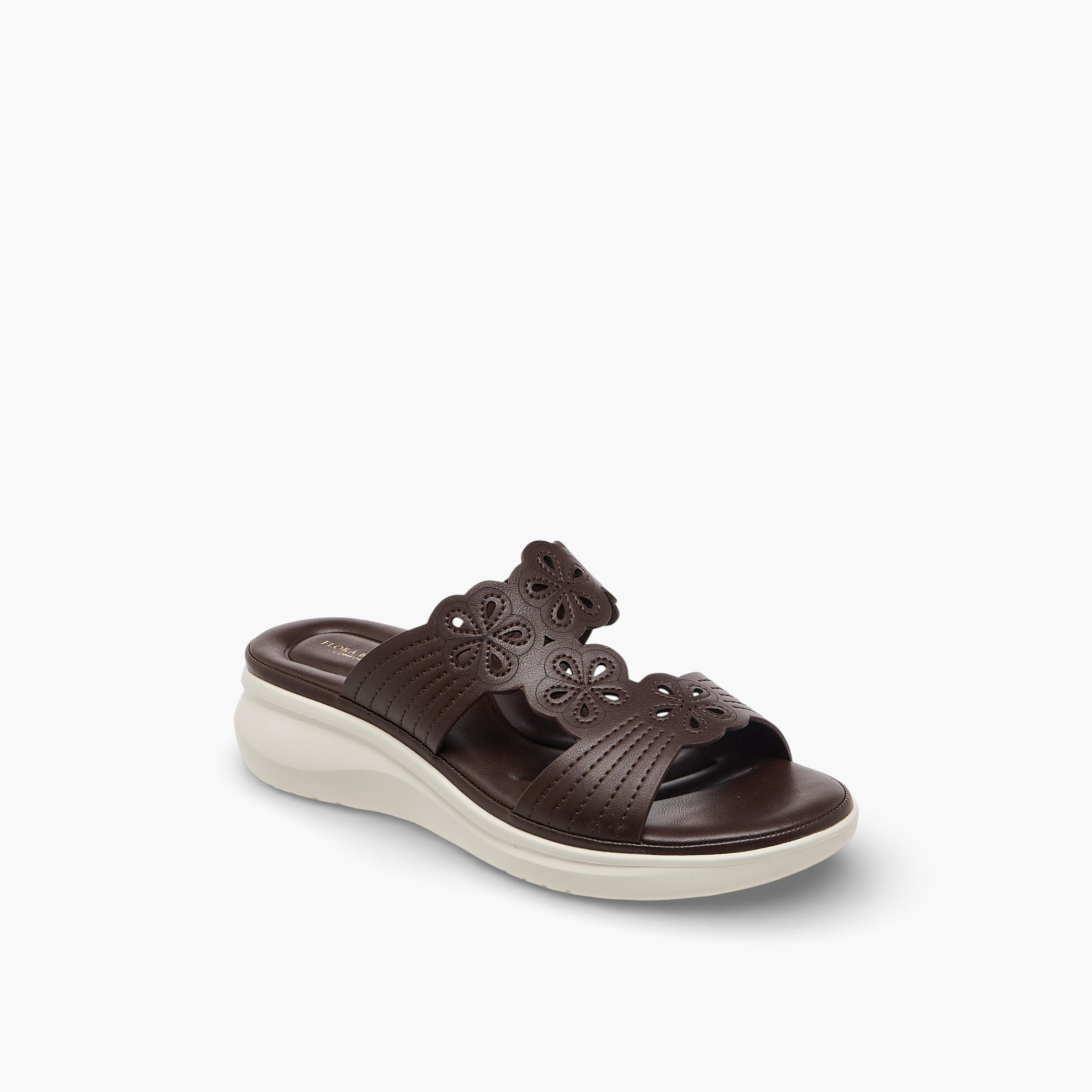 صندل بكعب ويدج وتفاصيل زهور مفرغة للنساء من فلورا بيلا-women-shoes-flats-sandals-image-2