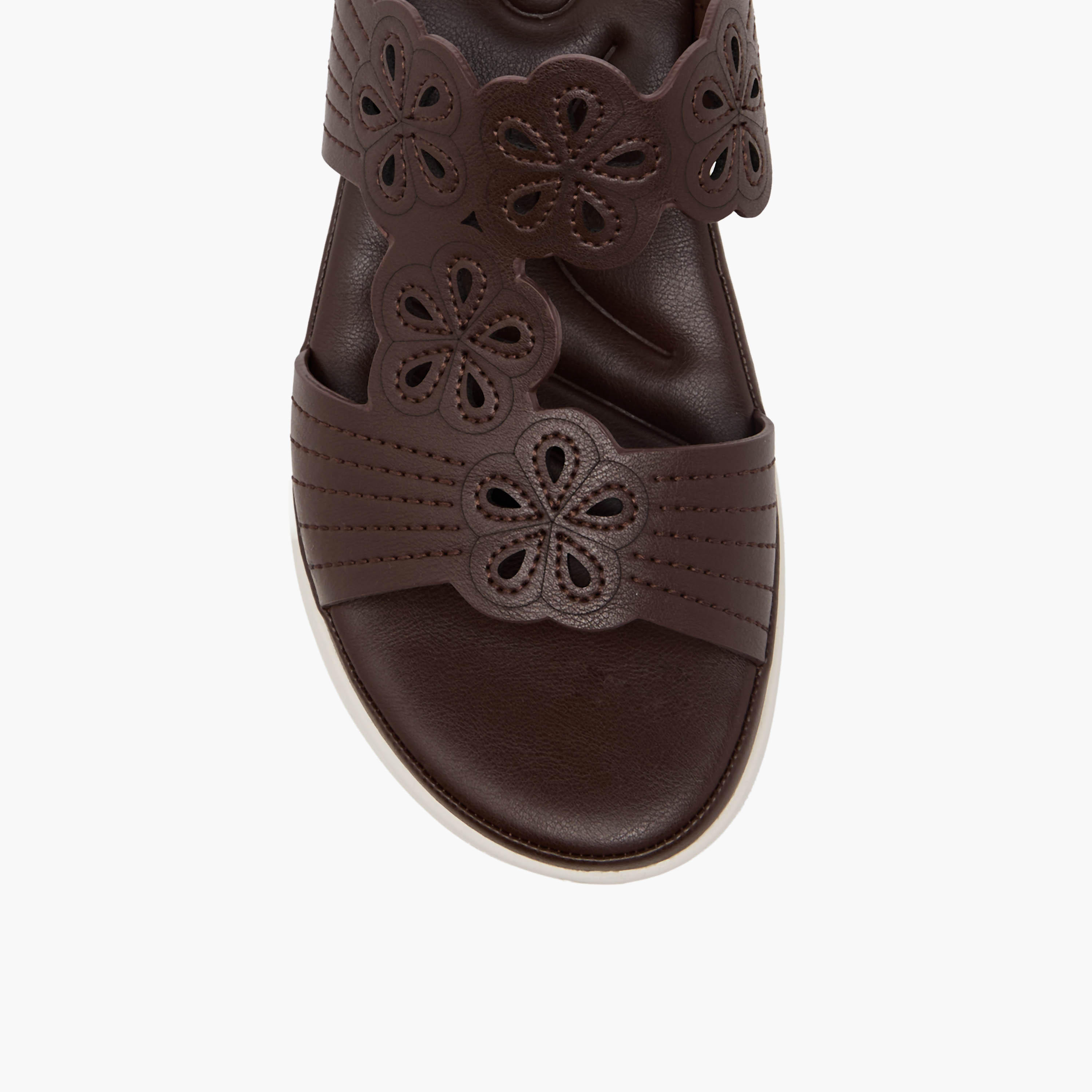 صندل بكعب ويدج وتفاصيل زهور مفرغة للنساء من فلورا بيلا-women-shoes-flats-sandals-image-4