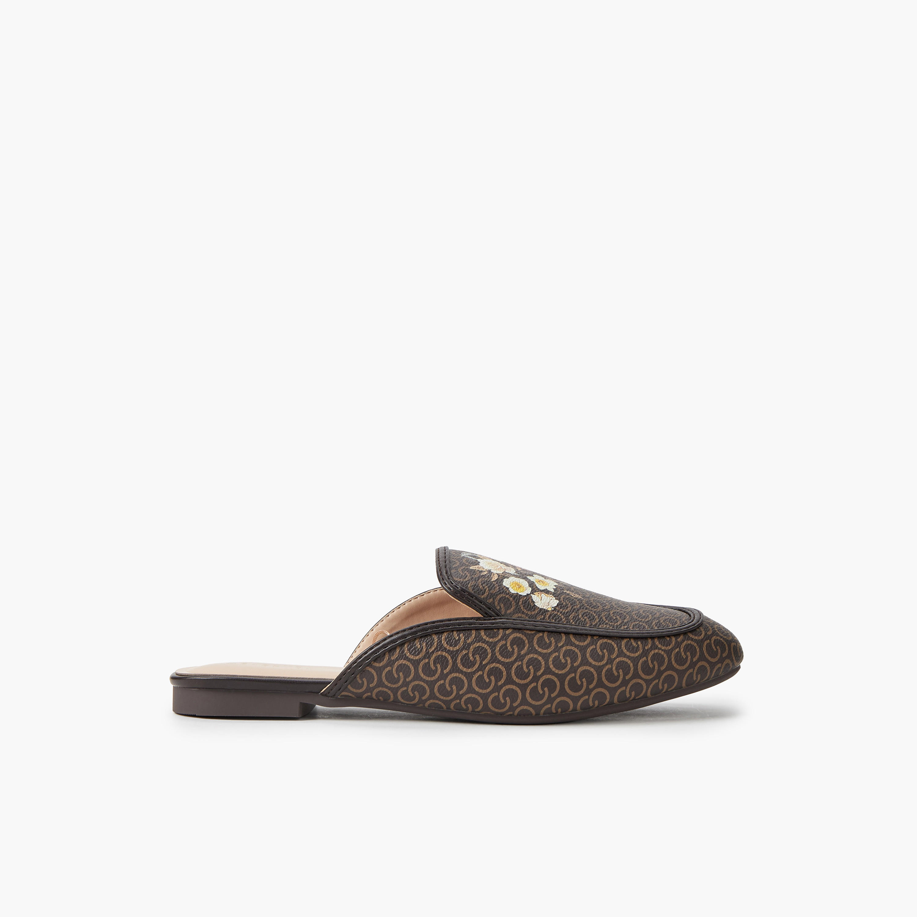 صندل ميول بطبعات زهور ومونوجرام للنساء من سيليست-women-shoes-flats-mules-image-3