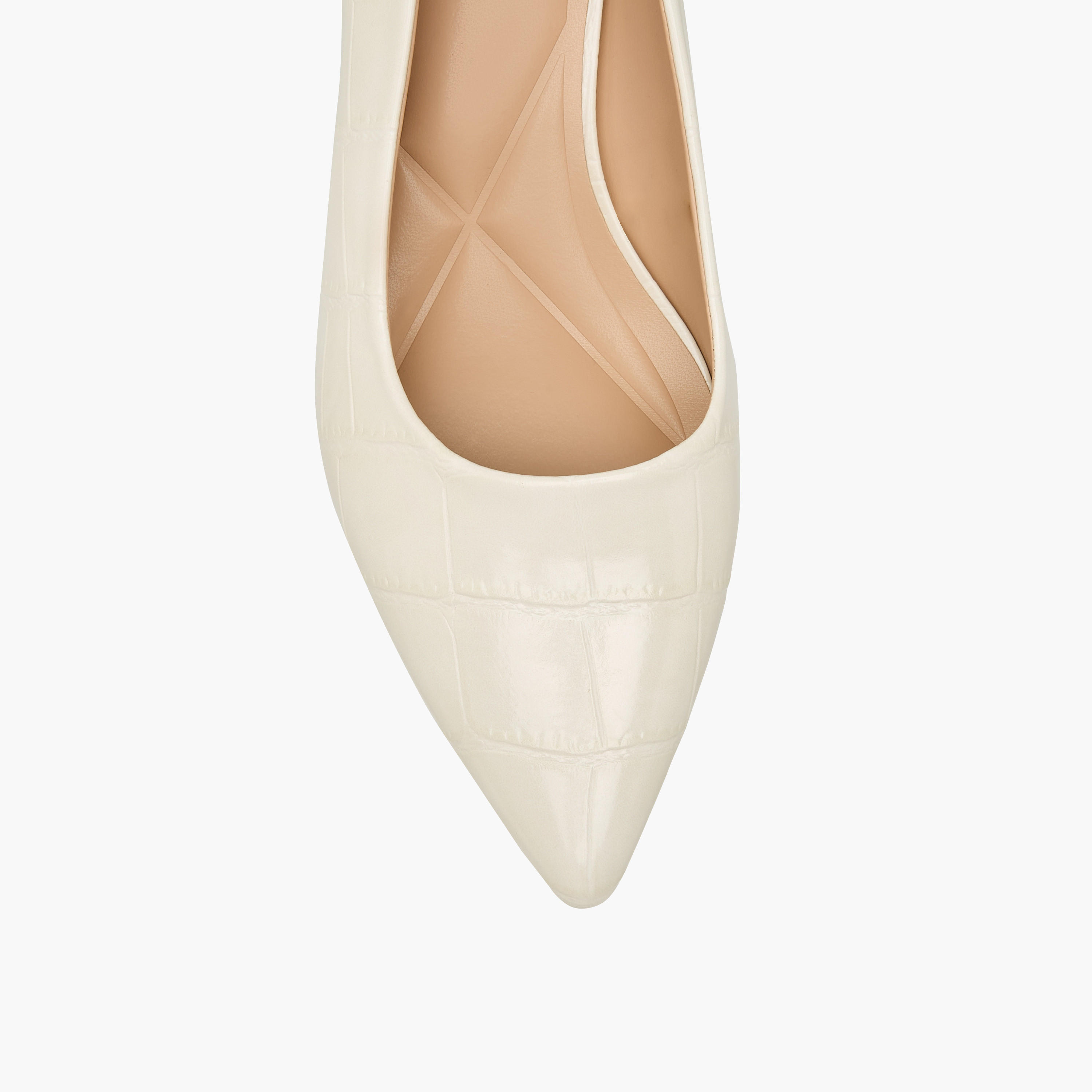 حذاء كلاسيكي بارز الملمس بكعب صغير للنساء من سيليست-women-shoes-heels-image-4