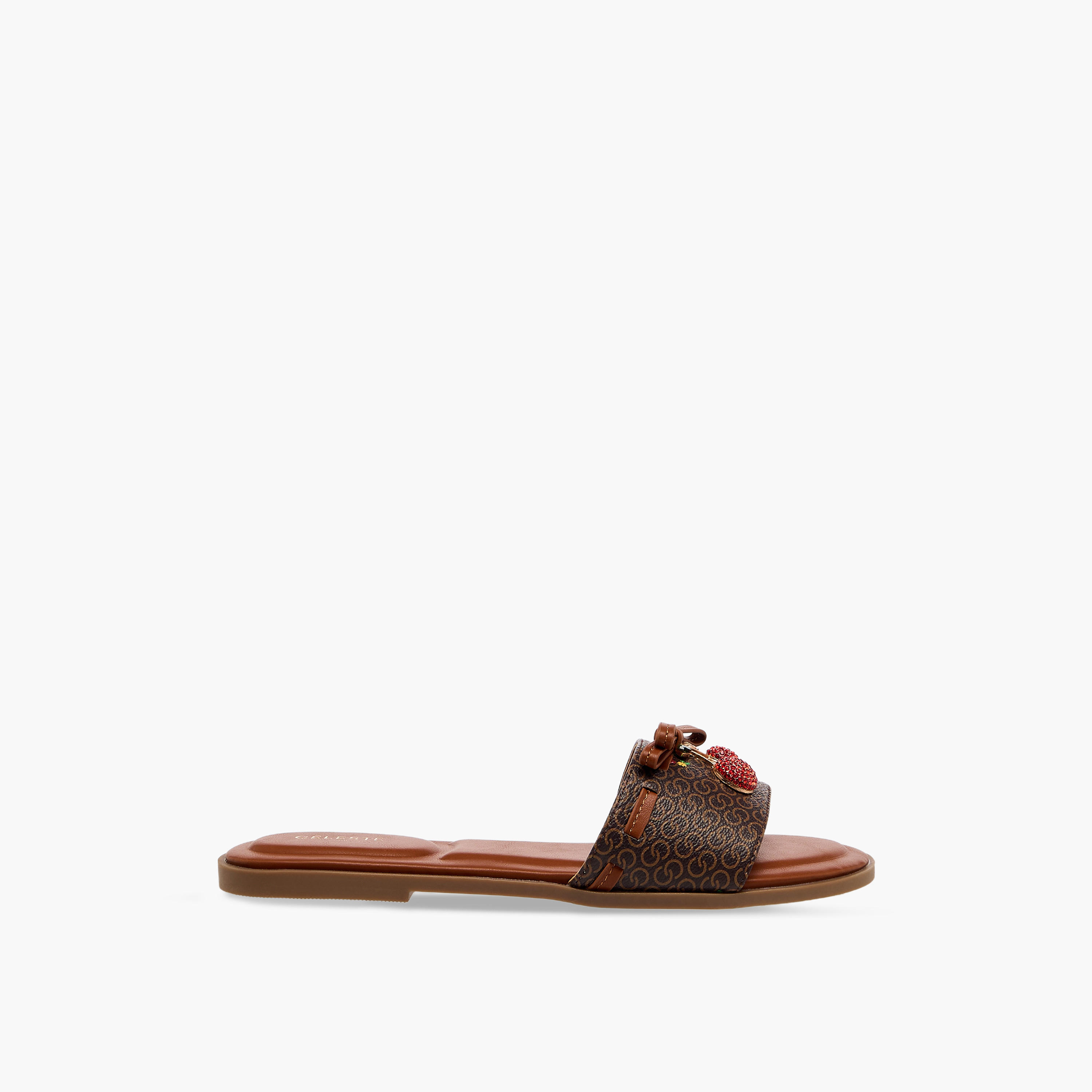 صندل مسطح بطبعات مونوجرام للنساء من سيليست-women-shoes-flats-sandals-image-3