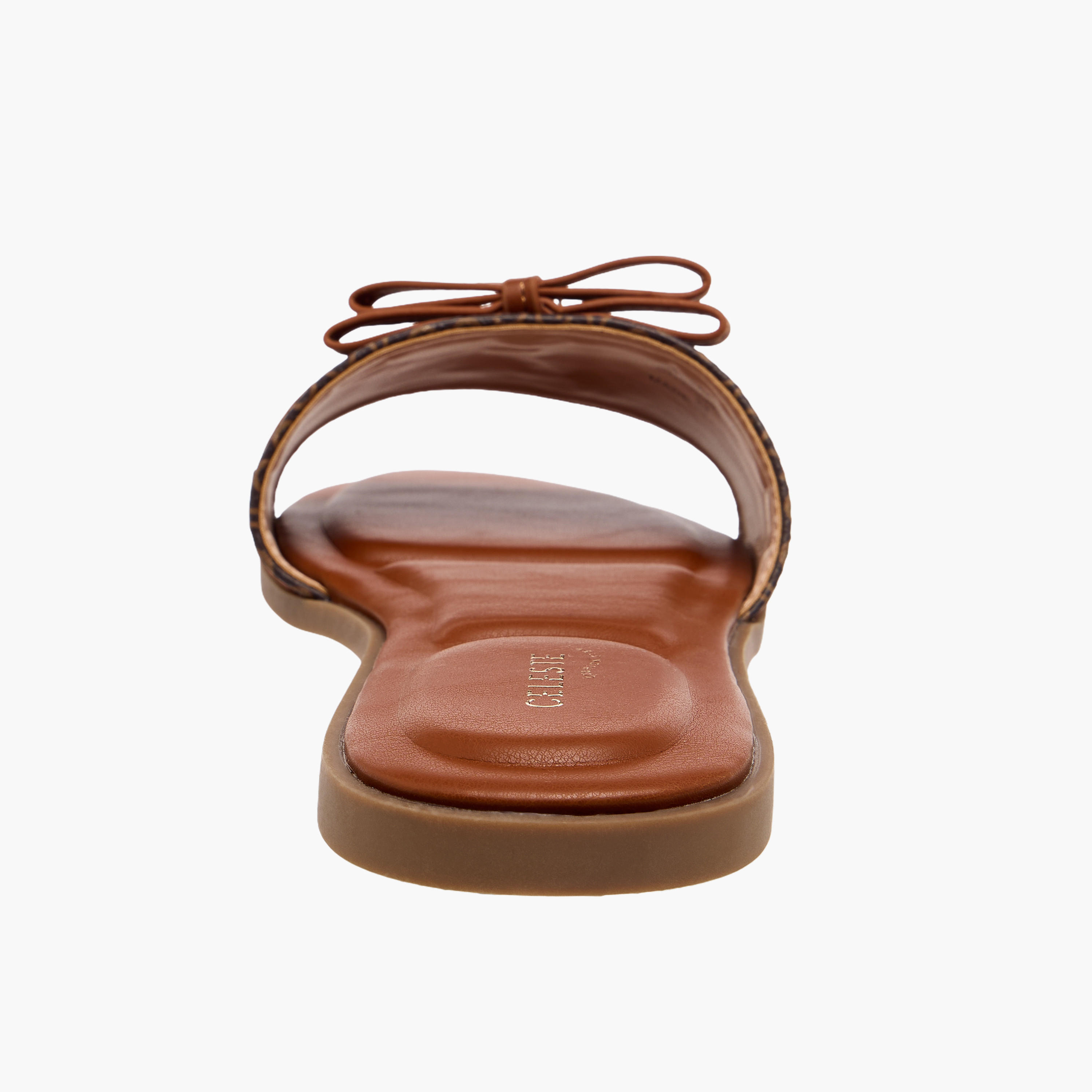 صندل مسطح بطبعات مونوجرام للنساء من سيليست-women-shoes-flats-sandals-image-5