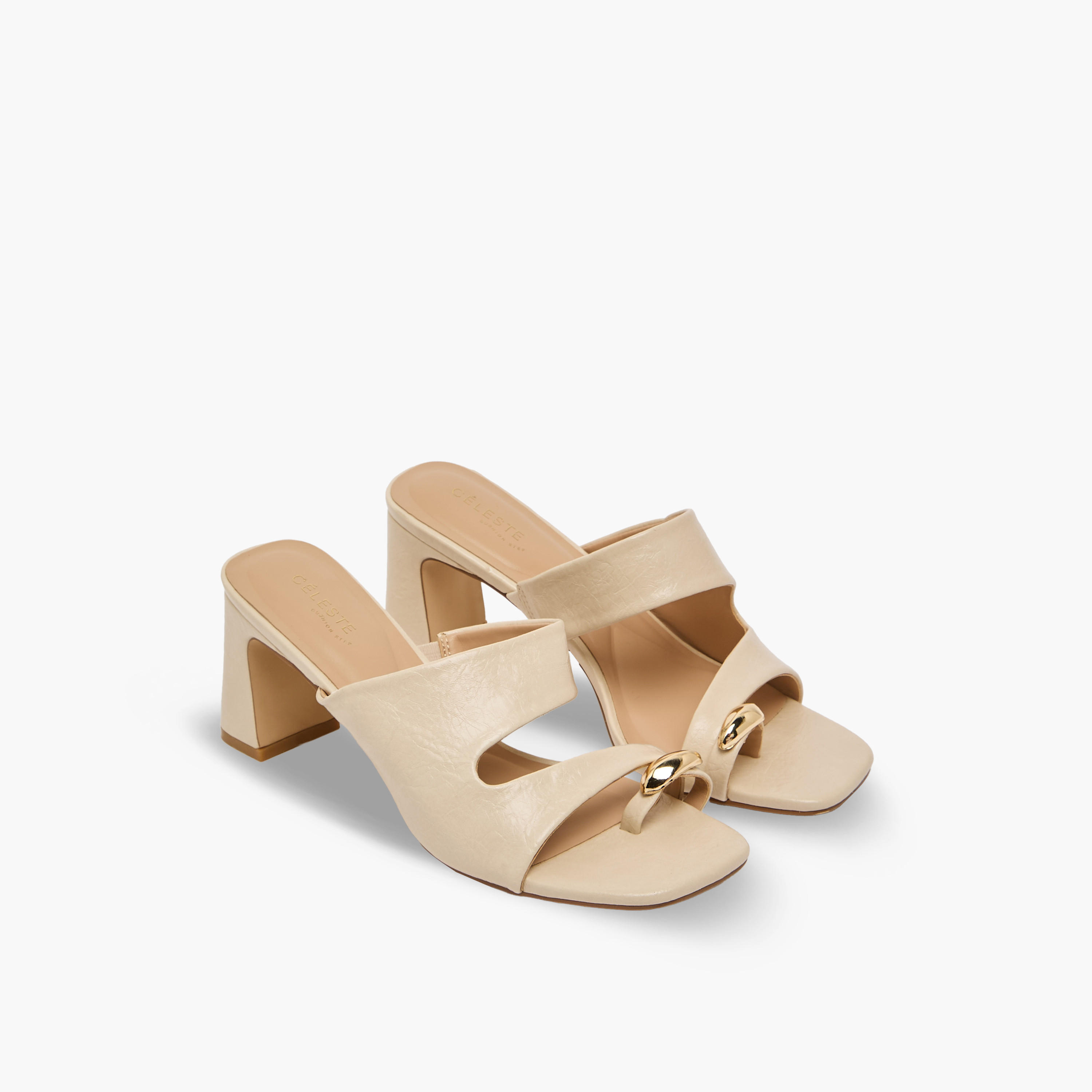 صندل بكعب عريض وتصميم مجعد بارز الملمس للنساء من سيليست-women-shoes-sandals-heeled-image-1