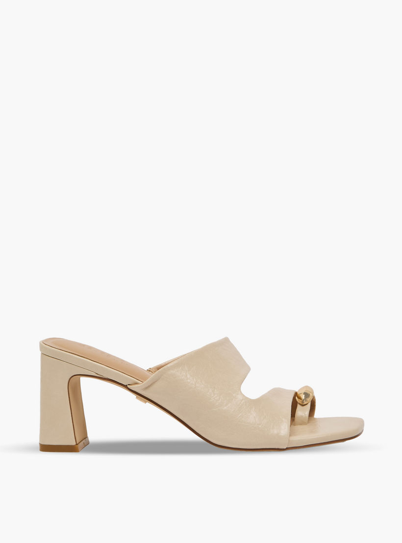 صندل بكعب عريض وتصميم مجعد بارز الملمس للنساء من سيليست-women-shoes-sandals-heeled-image-3