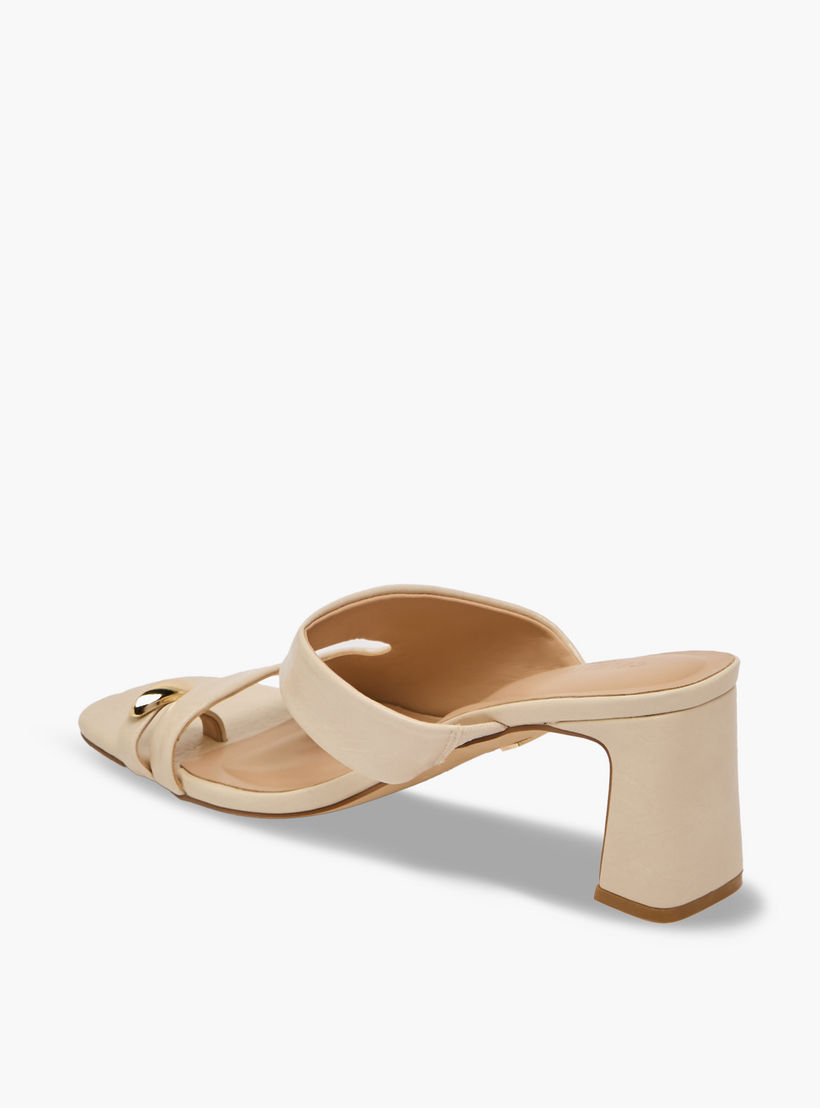 صندل بكعب عريض وتصميم مجعد بارز الملمس للنساء من سيليست-women-shoes-sandals-heeled-image-5