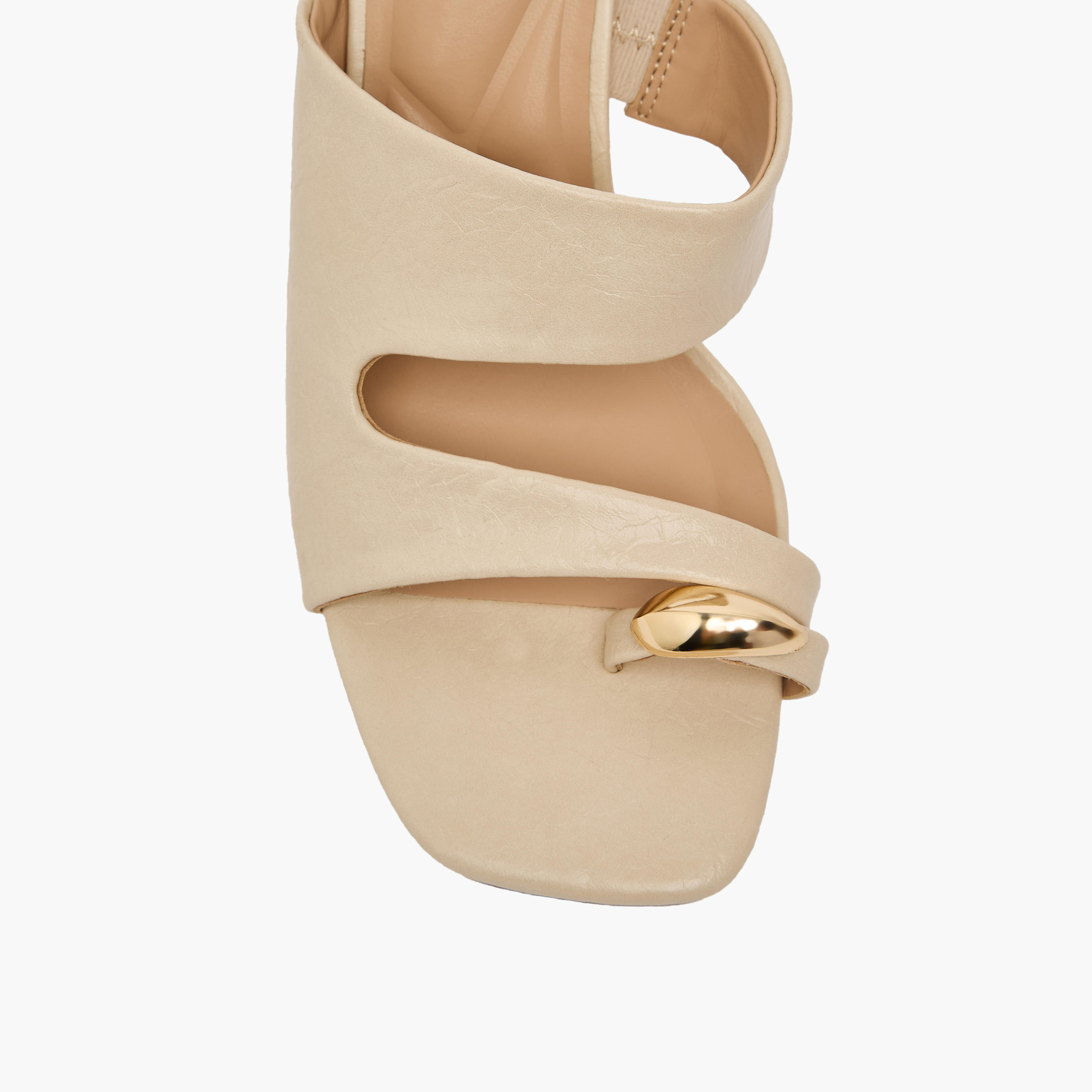 صندل بكعب عريض وتصميم مجعد بارز الملمس للنساء من سيليست-women-shoes-sandals-heeled-image-7