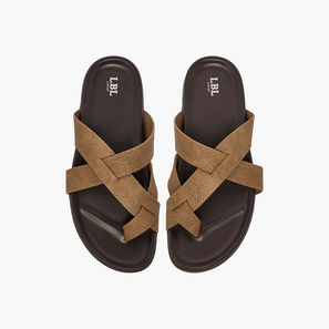 صندل بارز الملمس بأحزمة متقاطعة للرجال من أل بي أل من شو إكسبريس-men-shoes-image-1