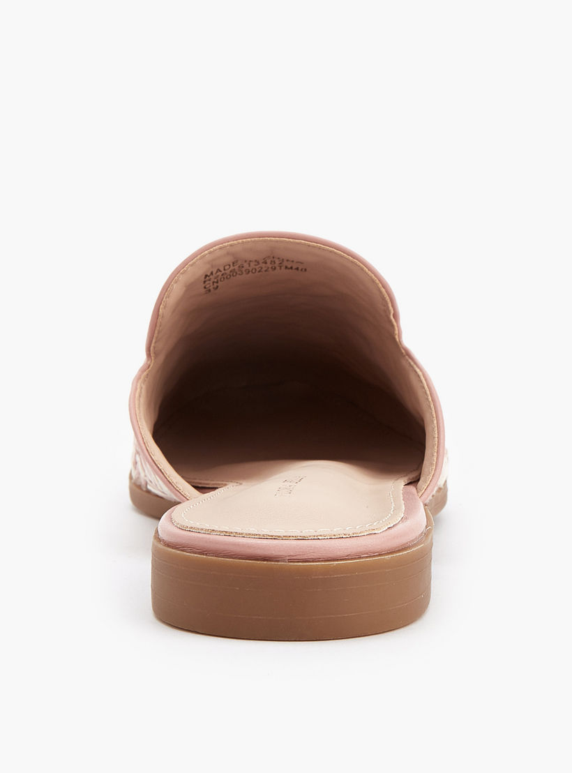 حذاء ميول سهل الارتداء للنساء من فلورا بيلا-women-shoes-flats-mules-image-5