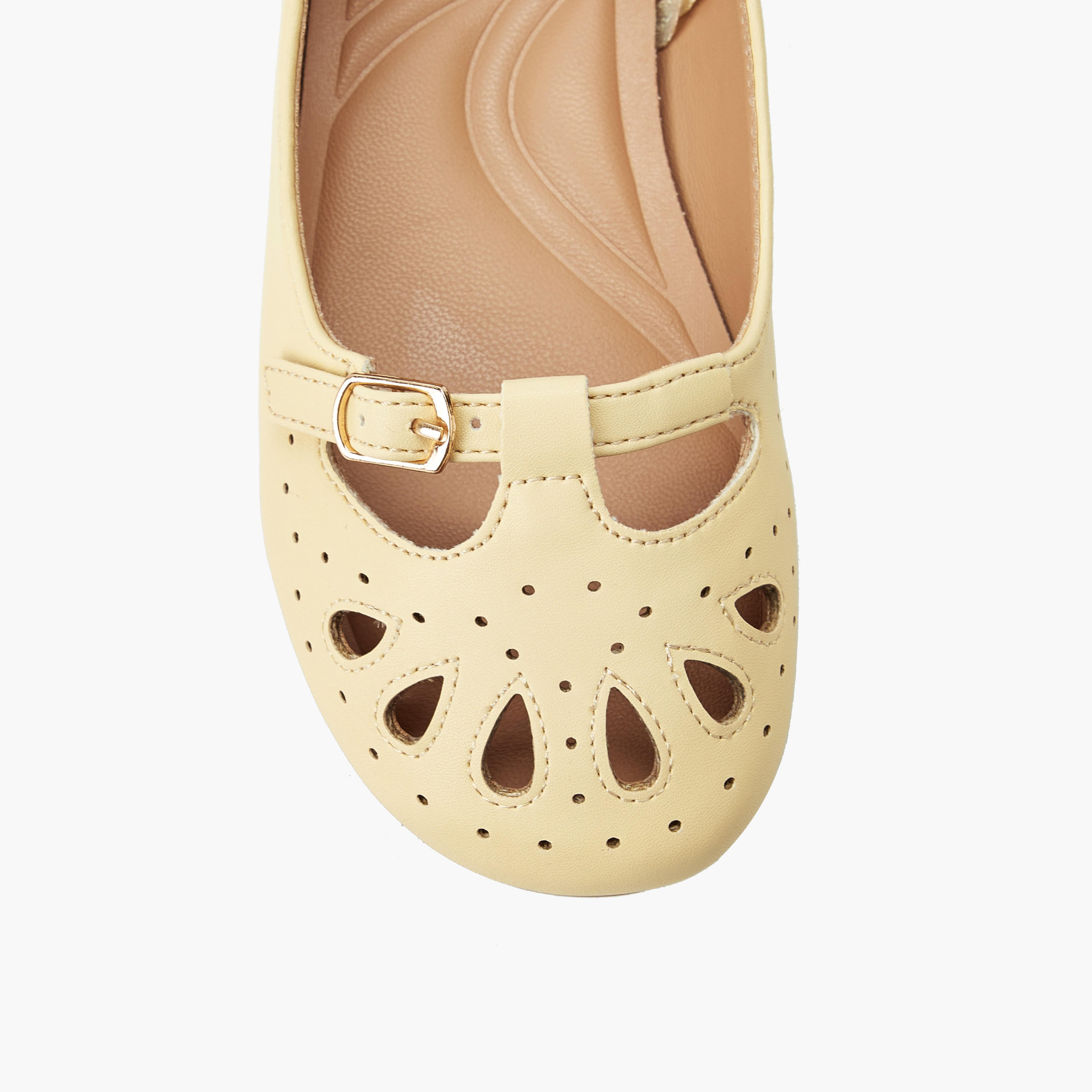 حذاء باليرينا بتفاصيل إبزيم للبنات من ليتل ميسي-girls-shoes-ballerinas-image-4